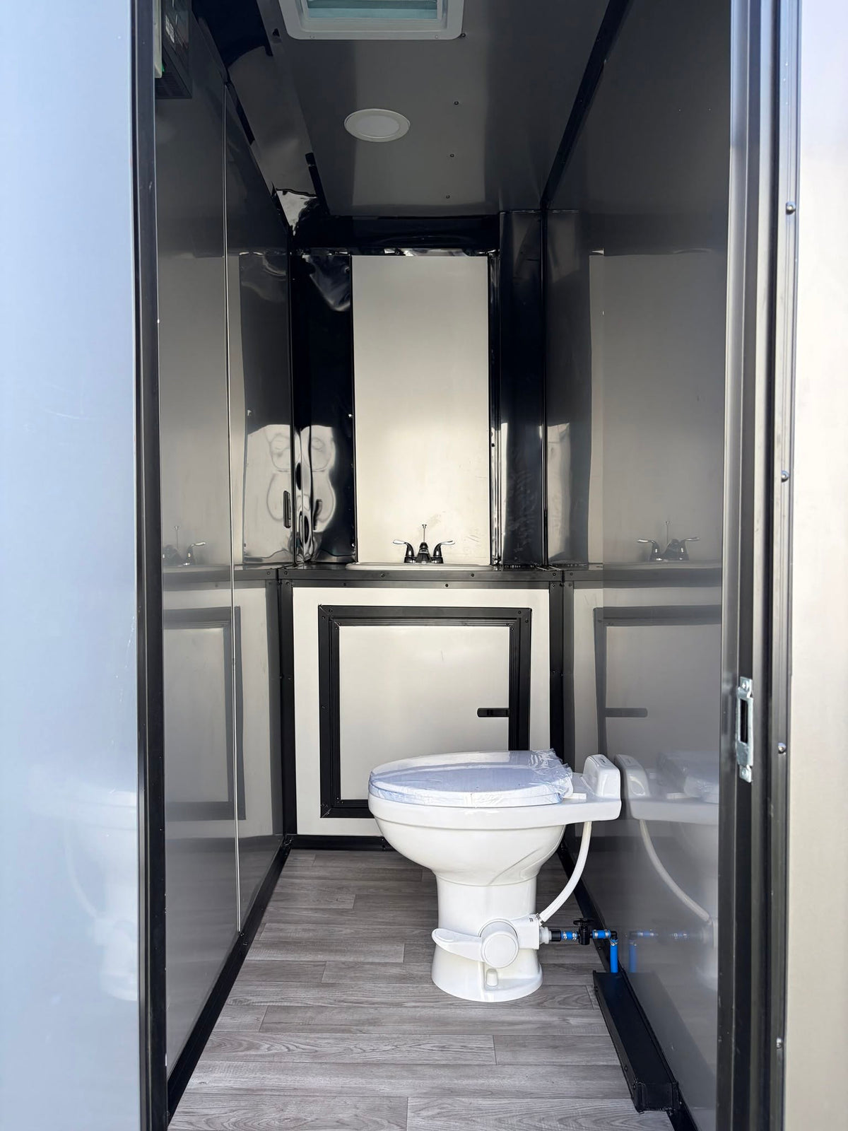 8.5x16TA Charcoal Concession Trailer