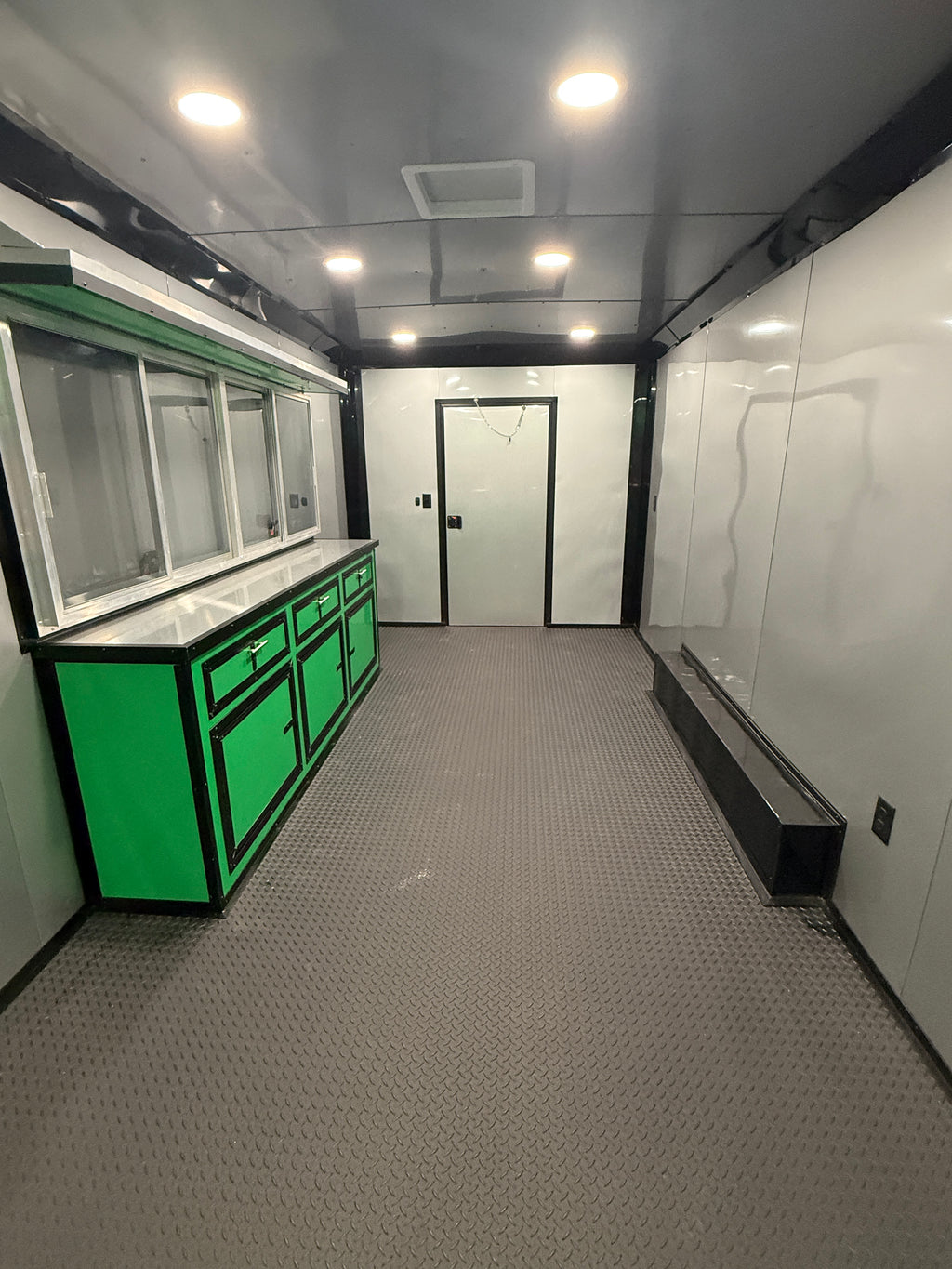 8.5X20TA3 Green Concession Trailer