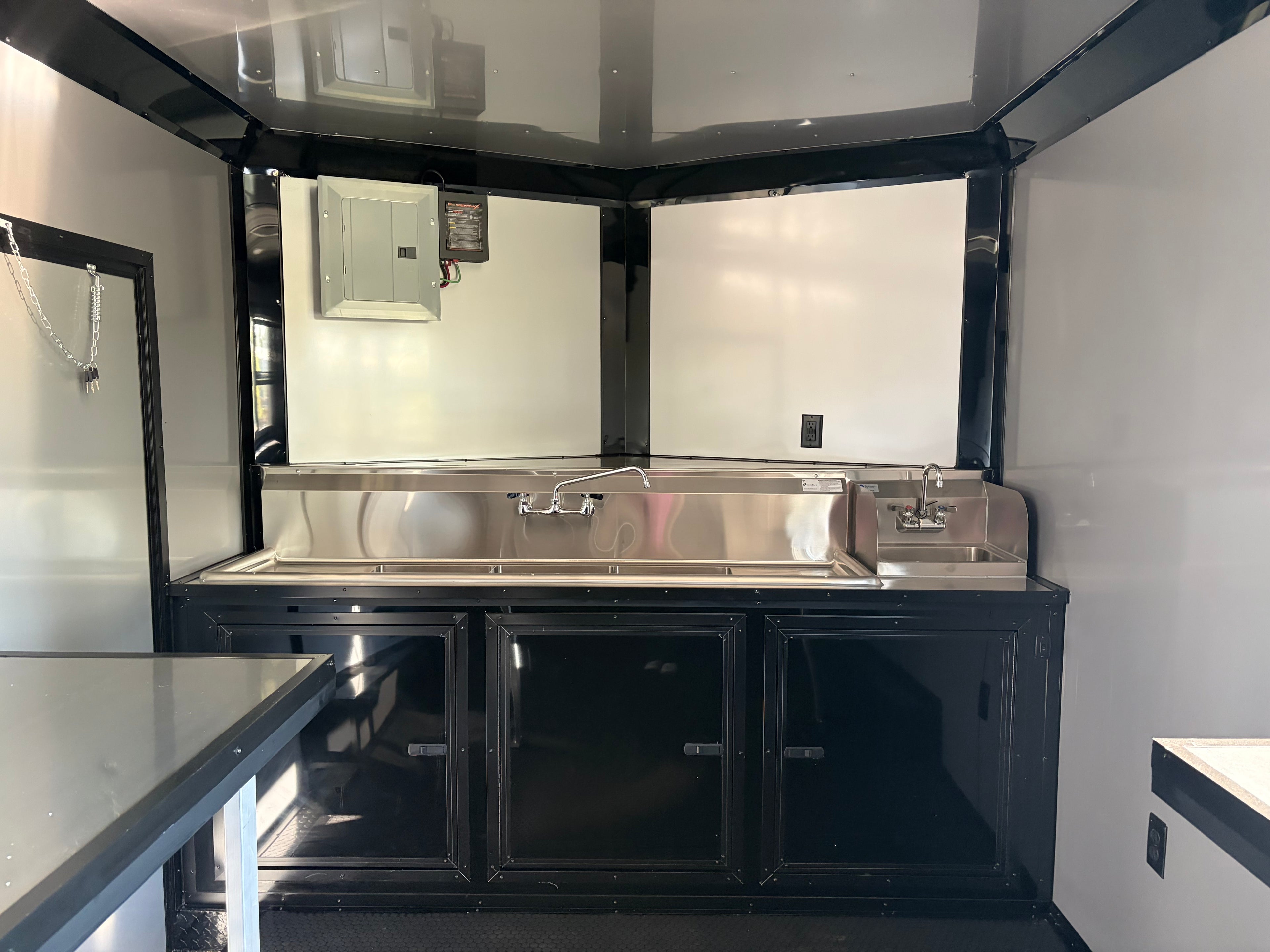 8.5X14TA Silver Concession Trailer