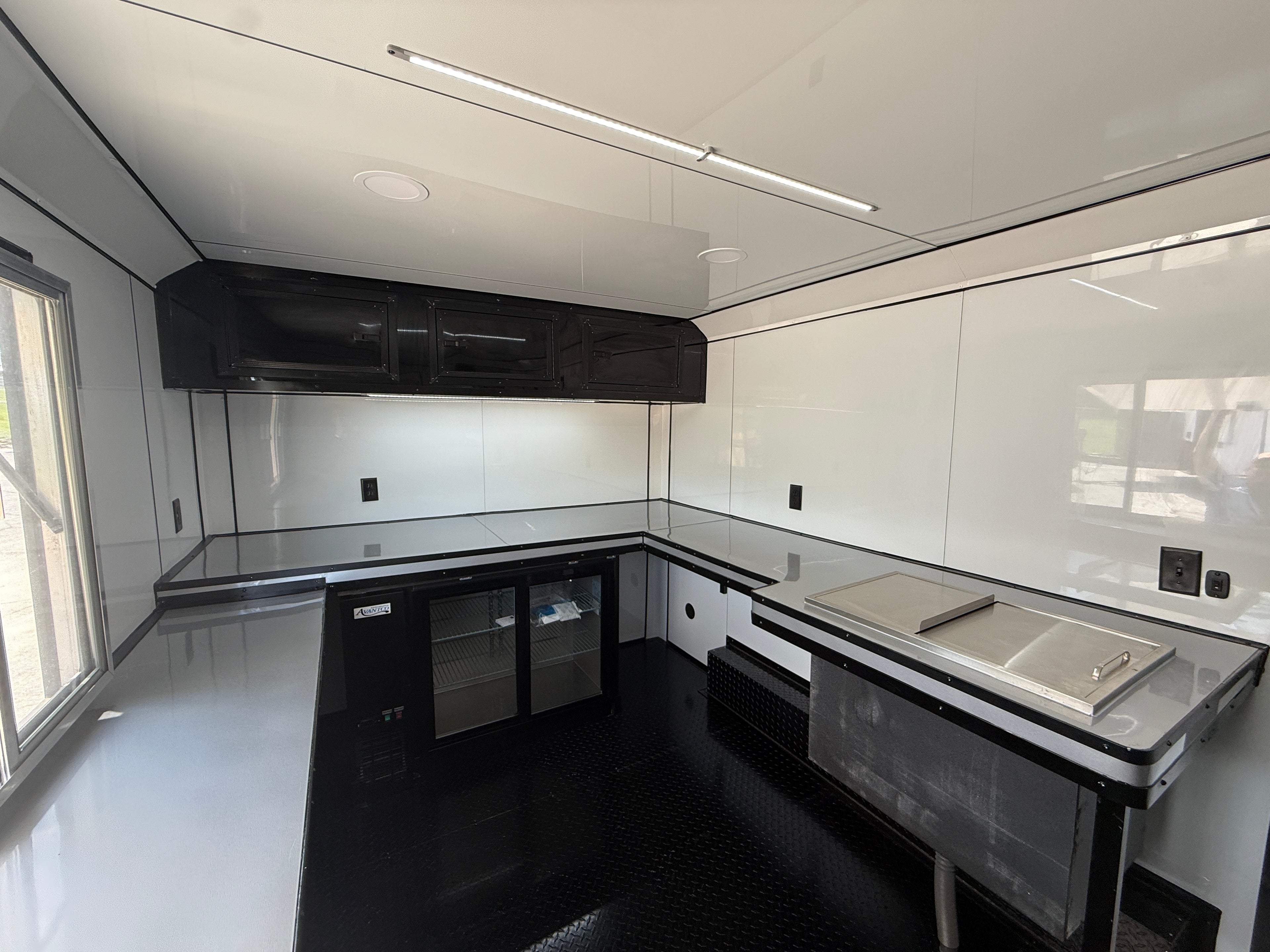 8.5X14TA Black Beverage Trailer Coffee