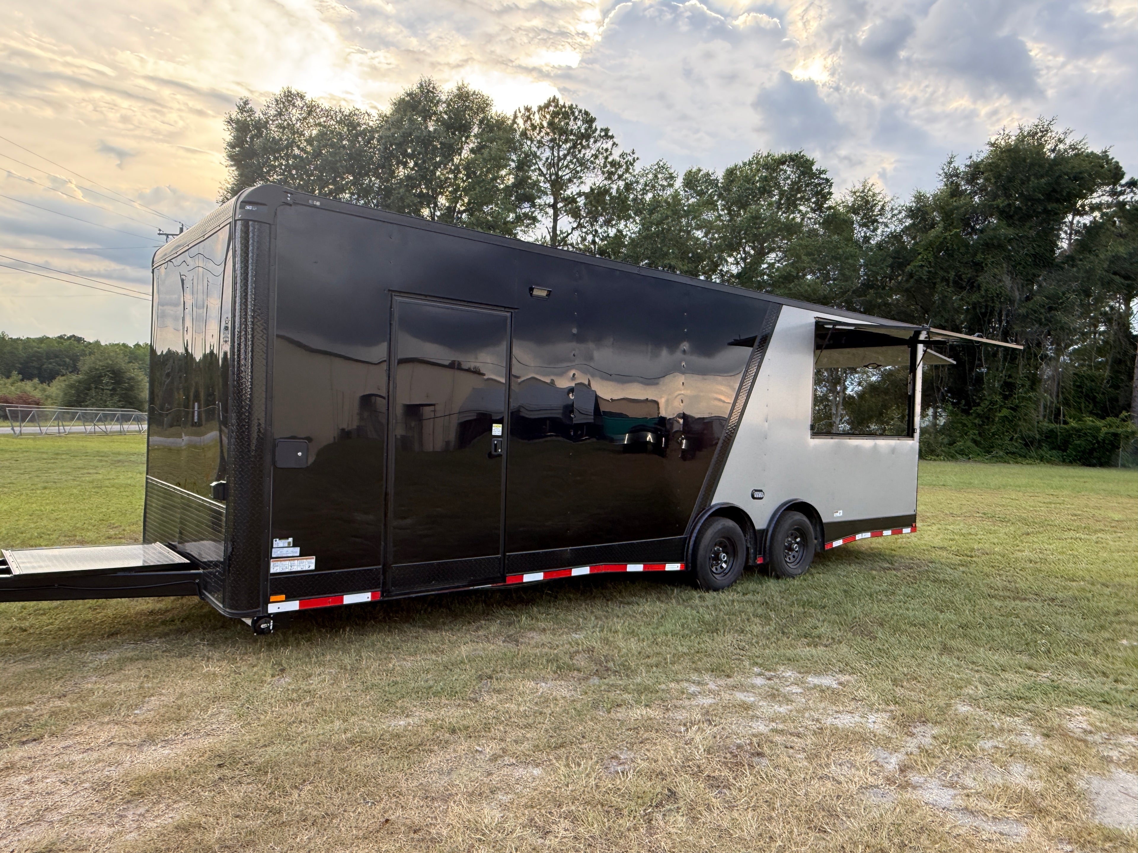 8.5X26TA Black Silver Gullwing Porch Trailer
