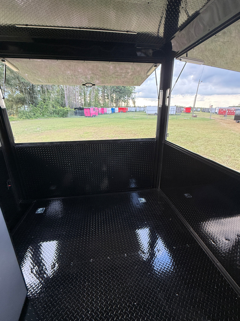 8.5X26TA Black Silver Gullwing Porch Trailer