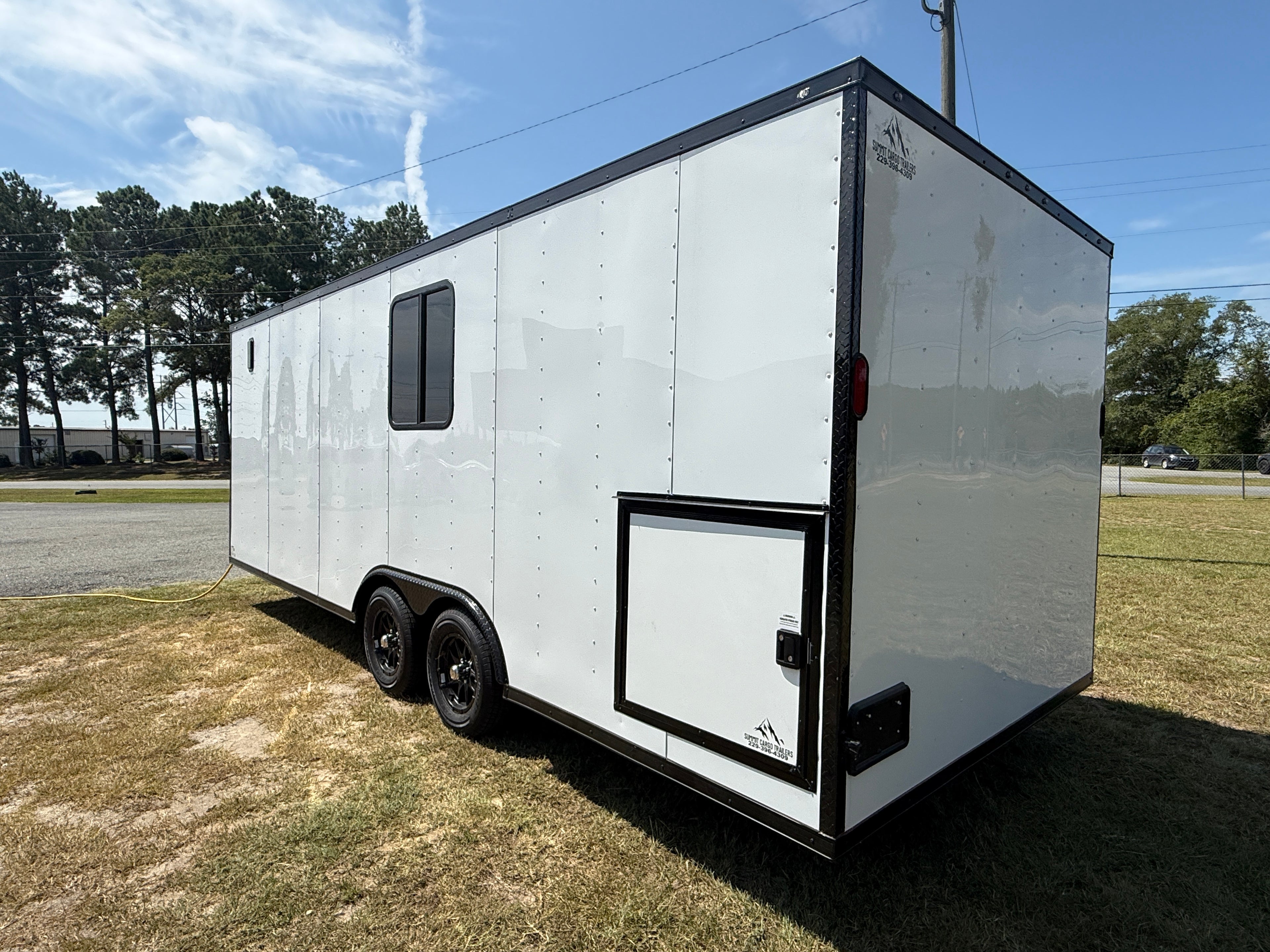 8.5X22TA White Office Trailer