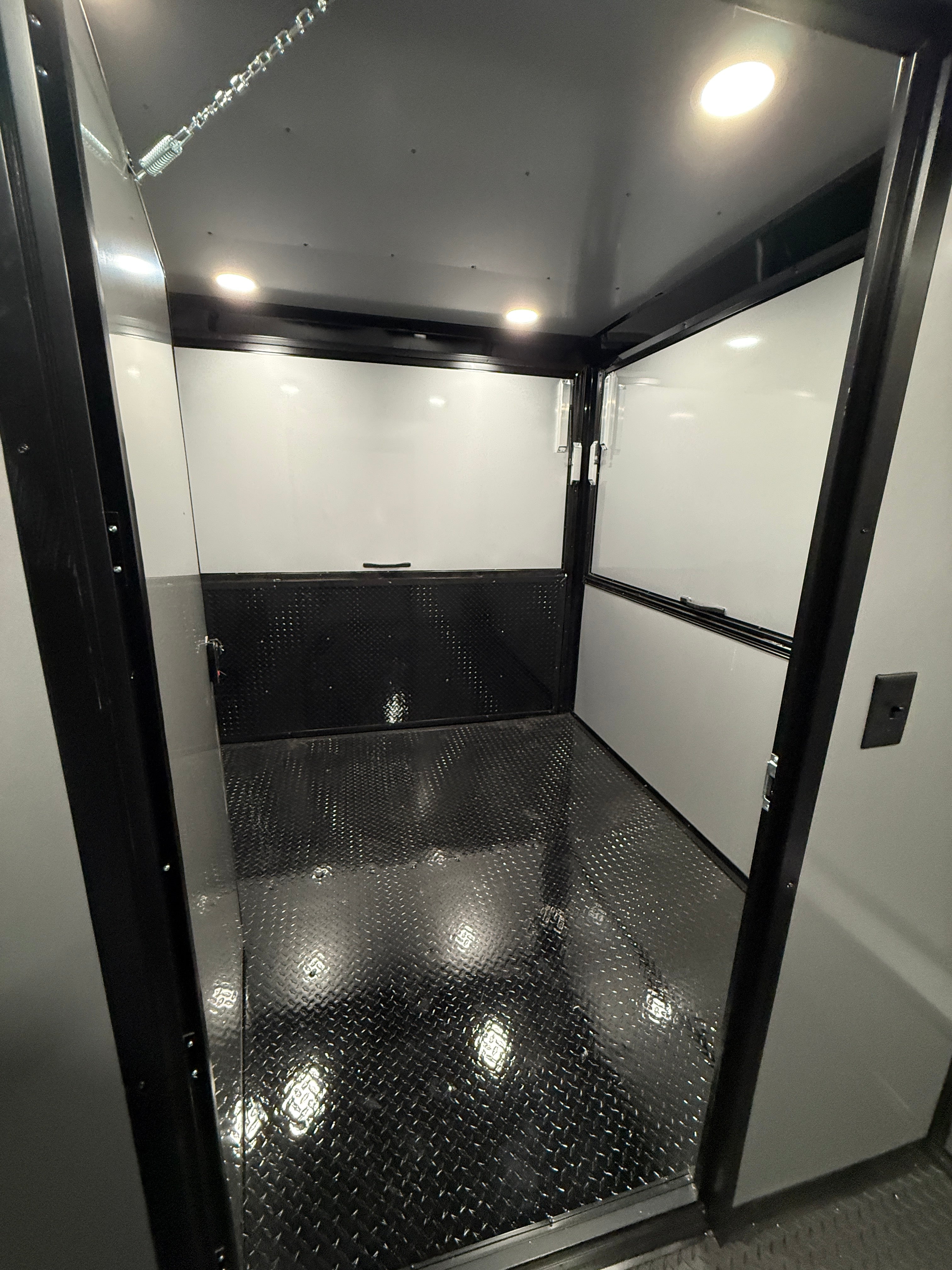 8.5X24TA  Silver Gullwing Porch Trailer