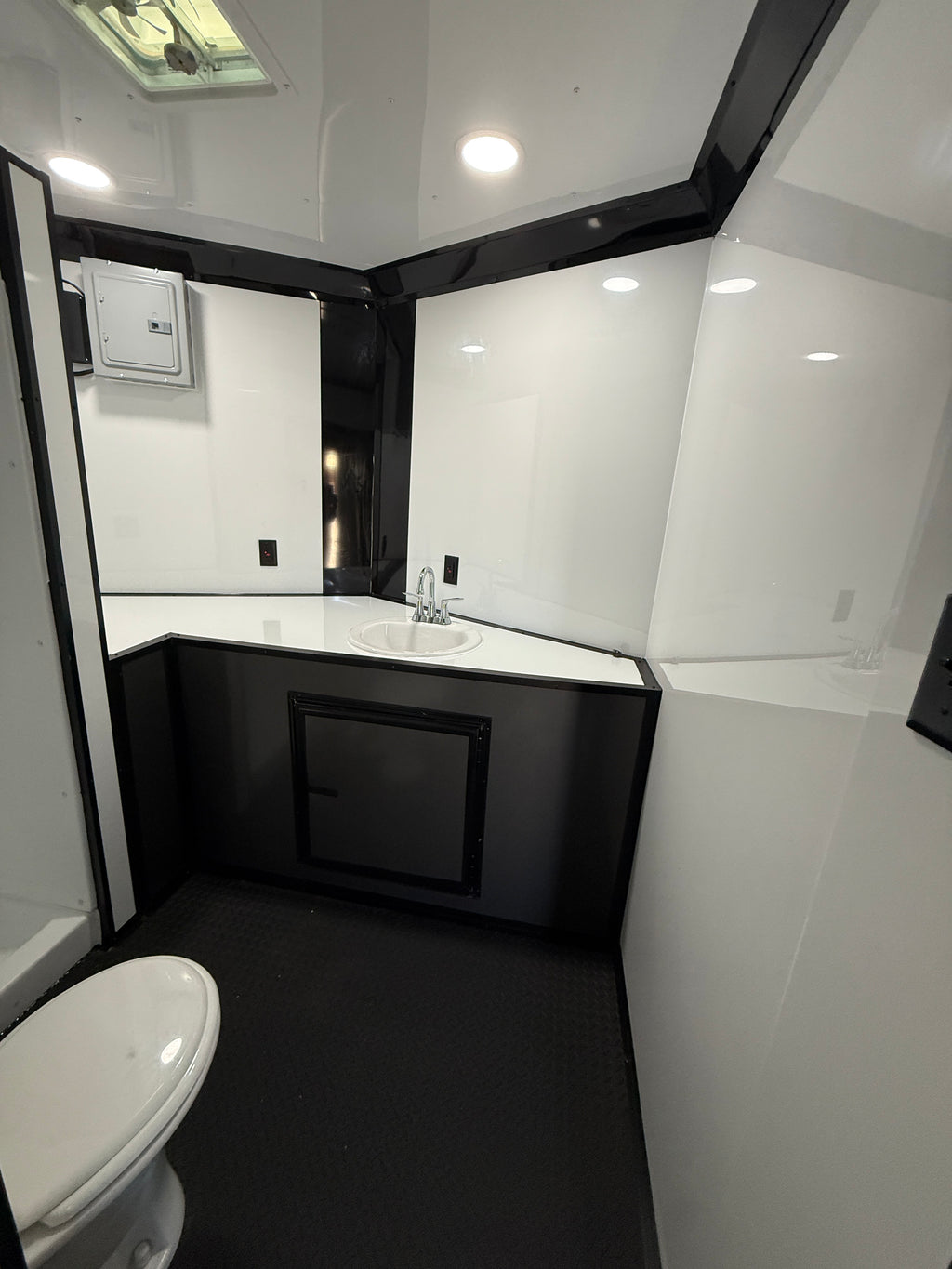 8.5X24TA3 Charcoal Race Ready Trailer