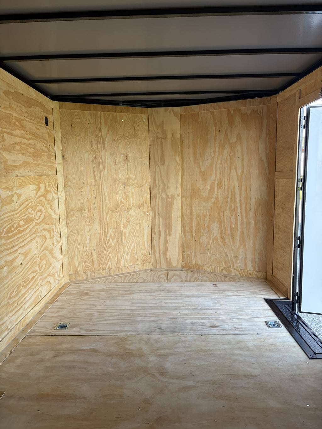 8.5X16TA Red Enclosed Cargo Trailer