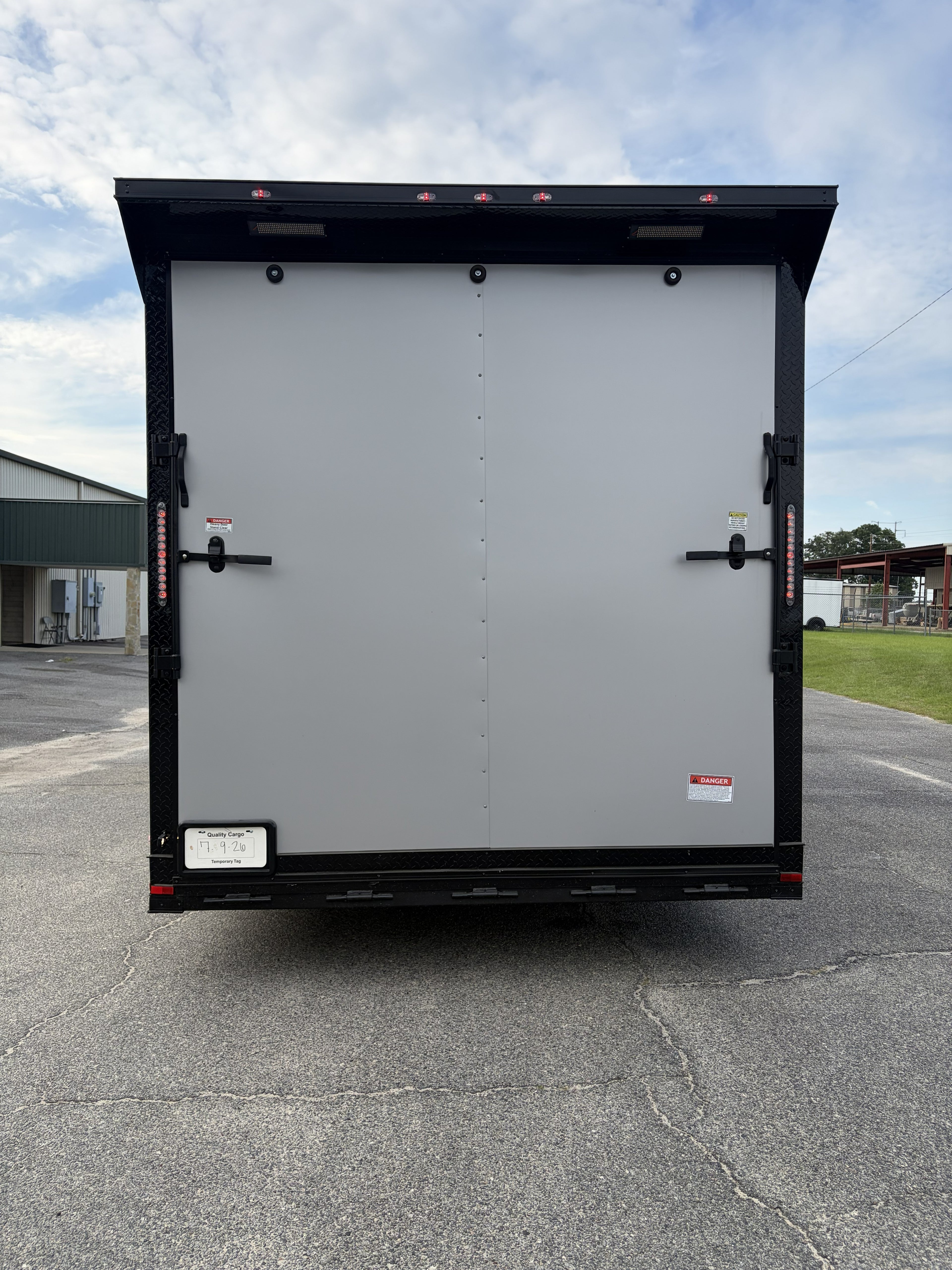 8.5X24TA Silver Frost Race Ready Trailer