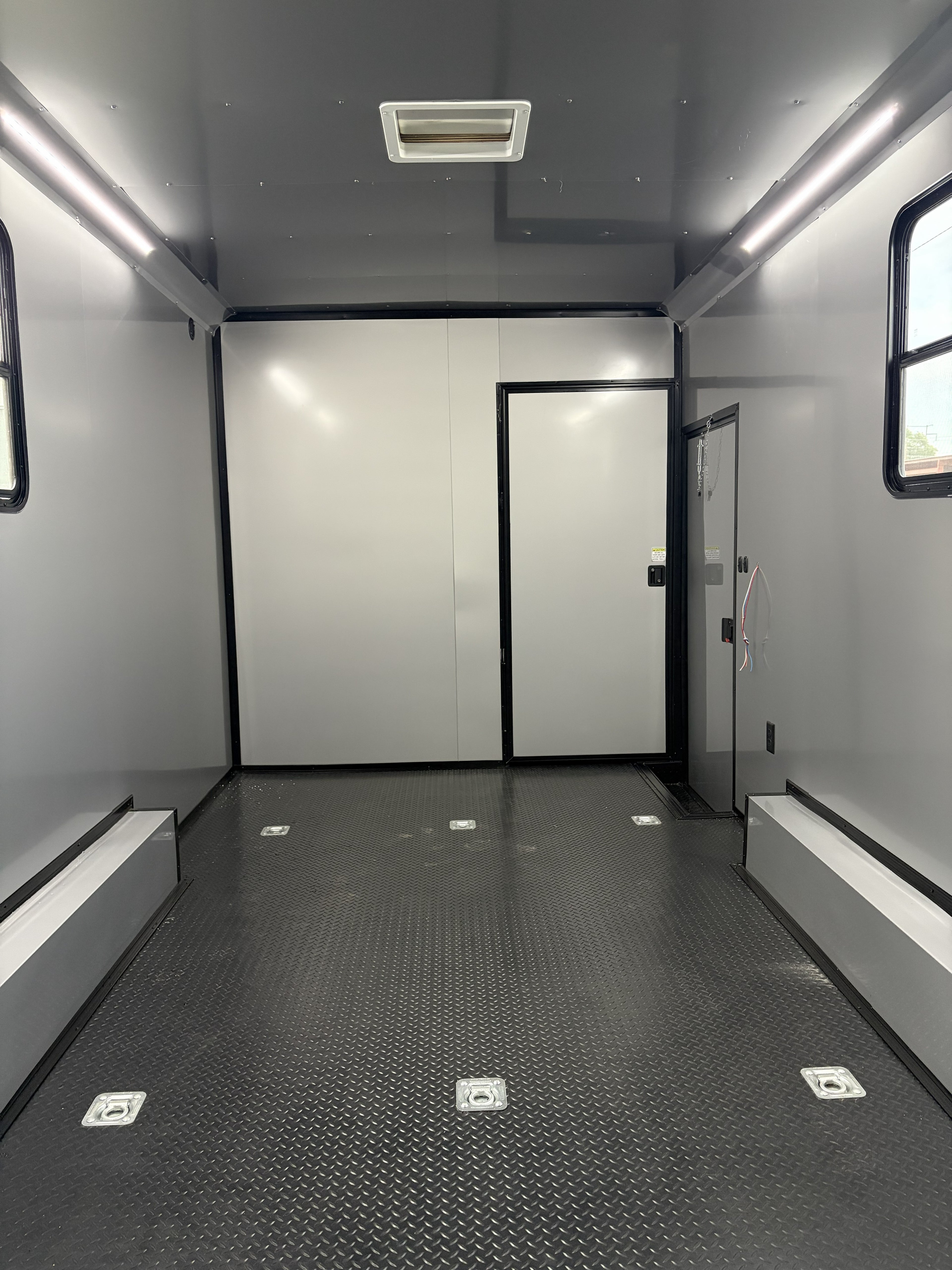 8.5X24TA Silver Frost Race Ready Trailer