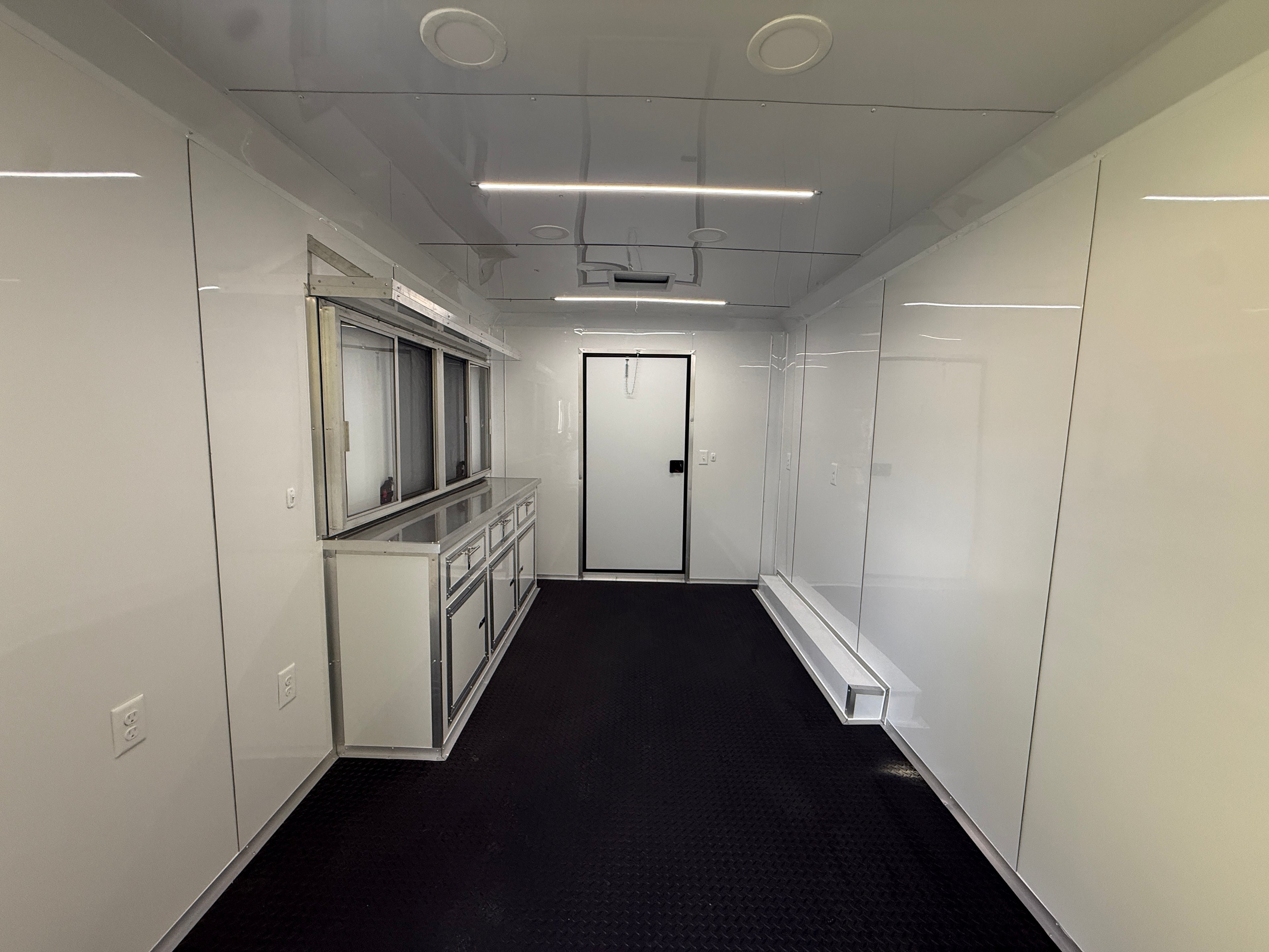 8.5X32TA White Concession Gullwing Porch Trailer | Half Bathroom