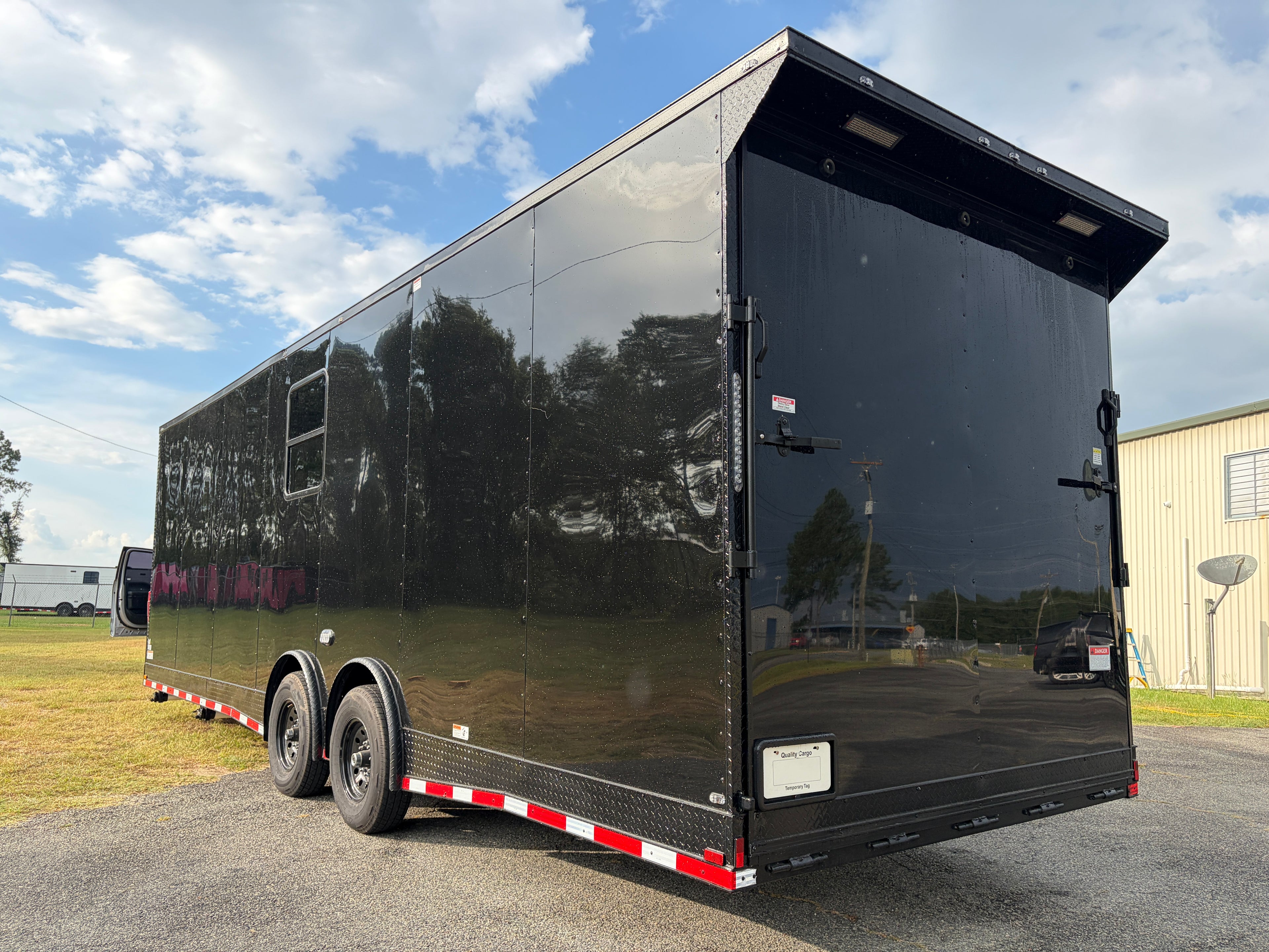 8.5X28TA Black Race Ready Trailer