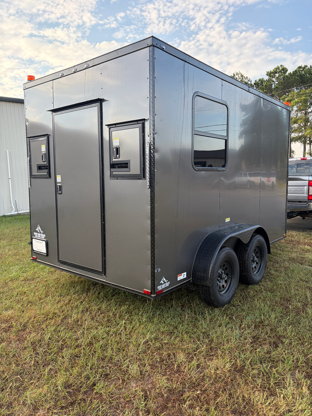 7X12TA Charcoal Fiber Splicing Trailer
