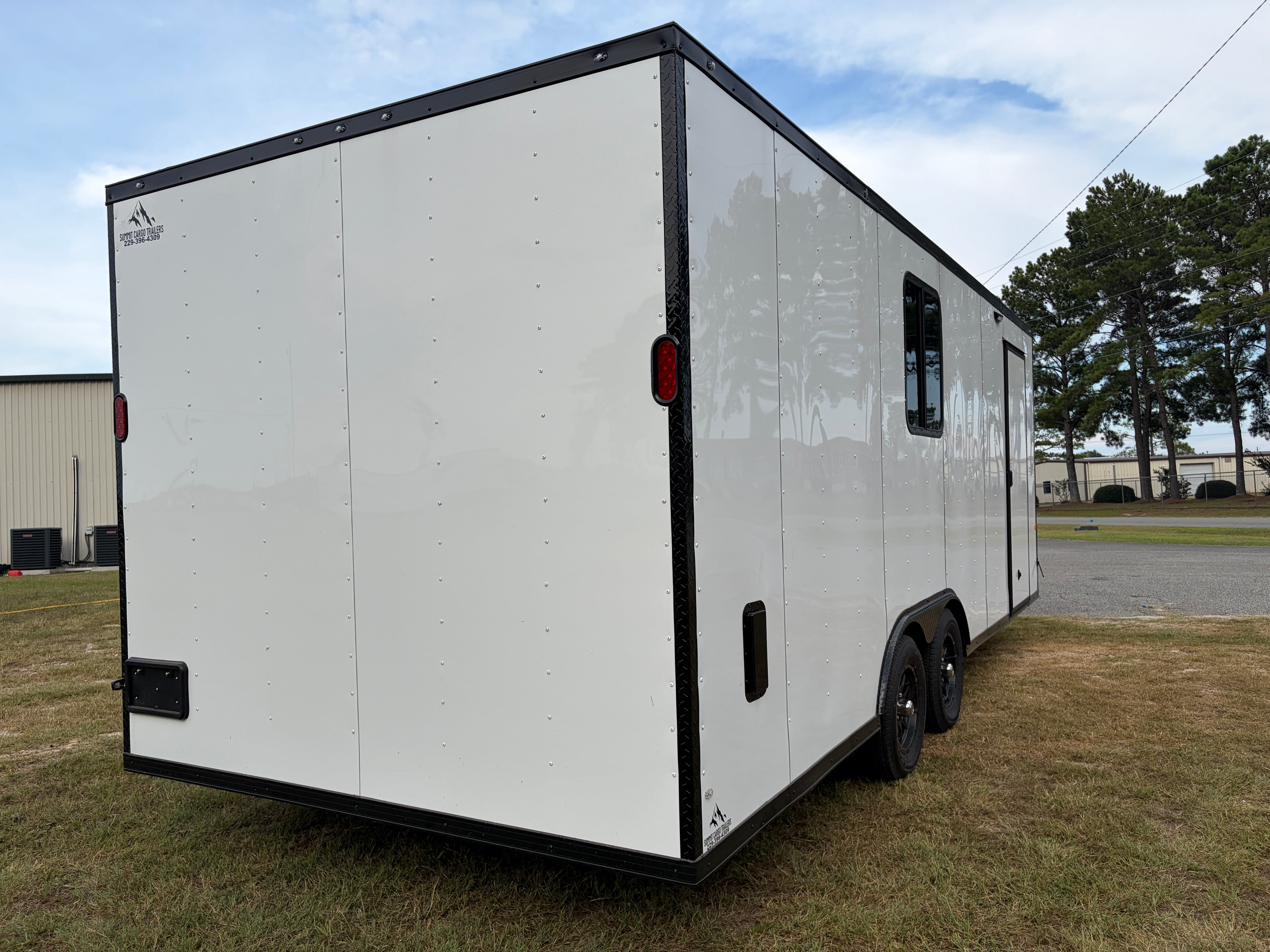 8.5X22TA White Office Trailer