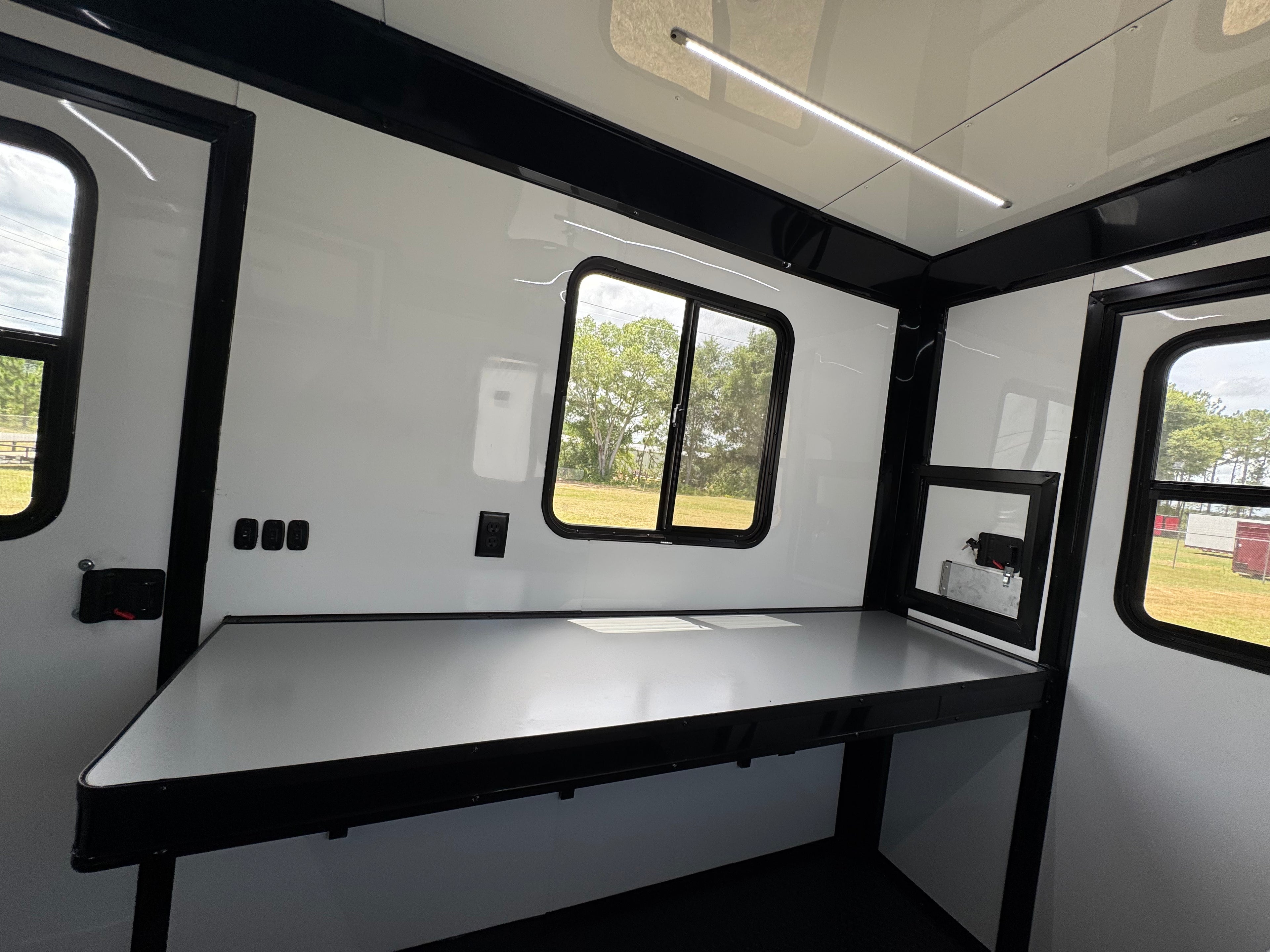 6X10TA White Splicing Trailer BOP