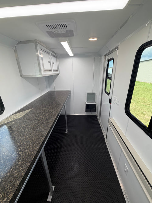 6X10SA White Splicing Trailer
