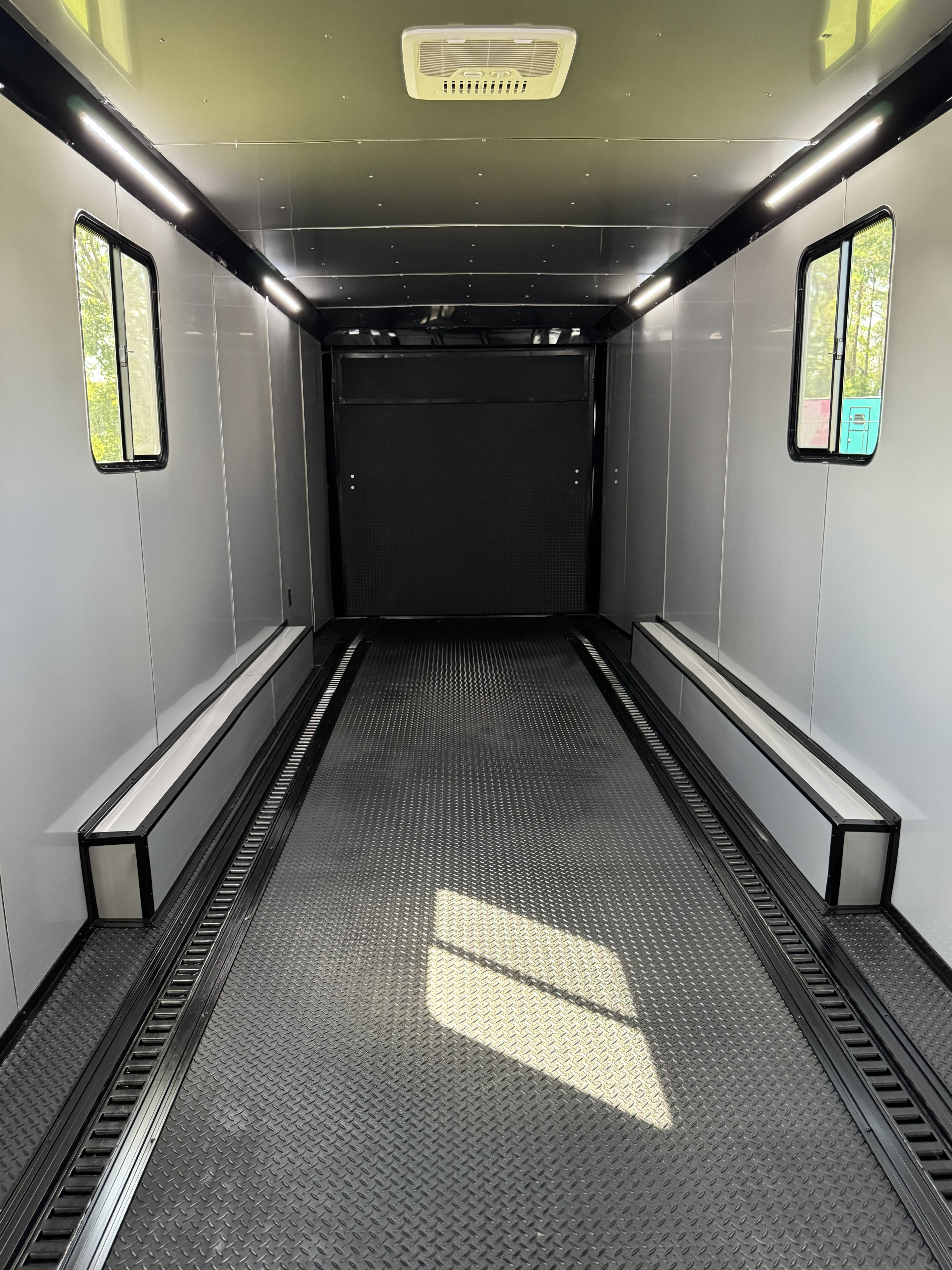 8.5X42TA Silver Race Ready Gooseneck Trailer | Living Quarters