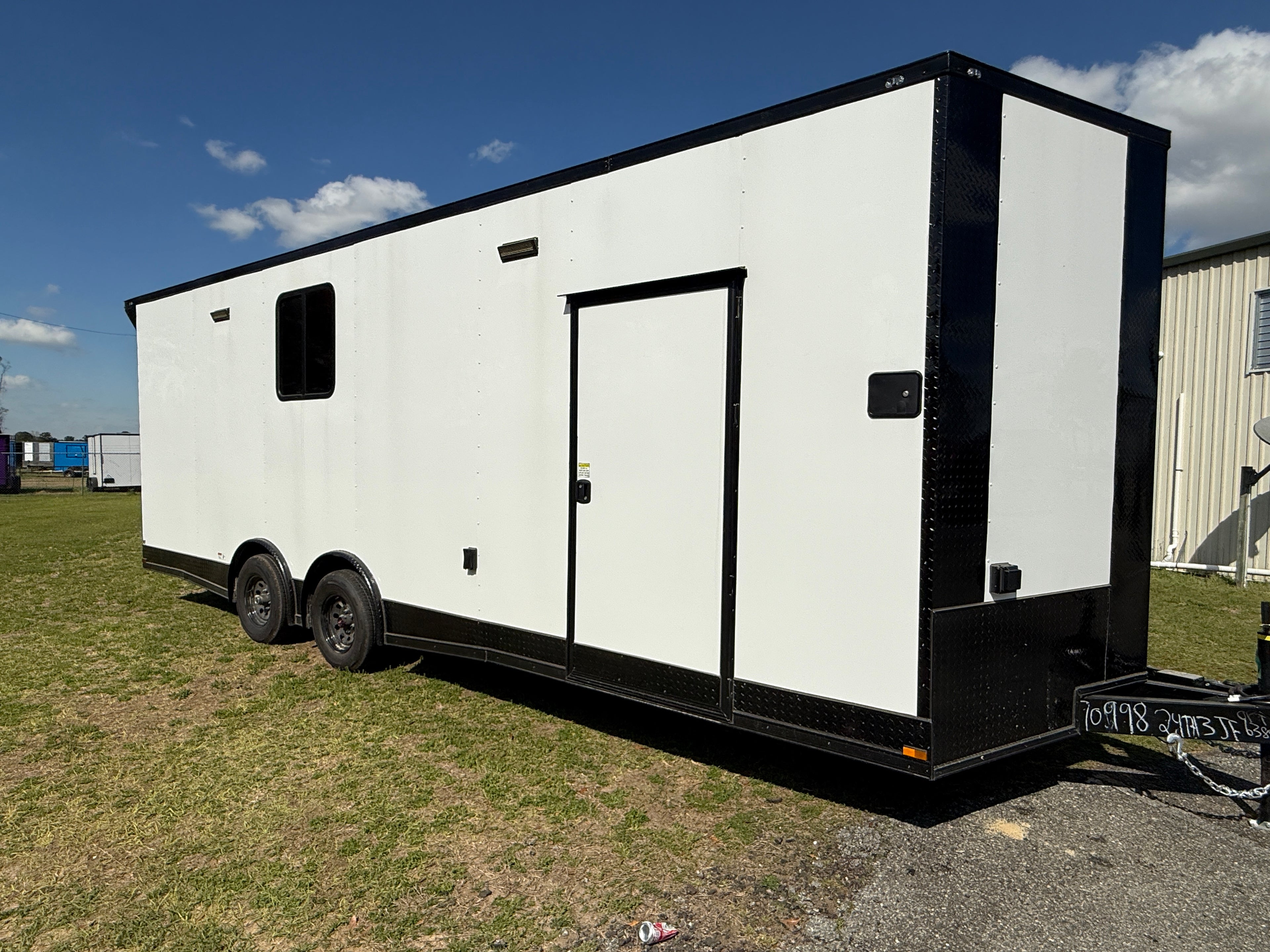 8.5X24TA3 White Race Ready Trailer
