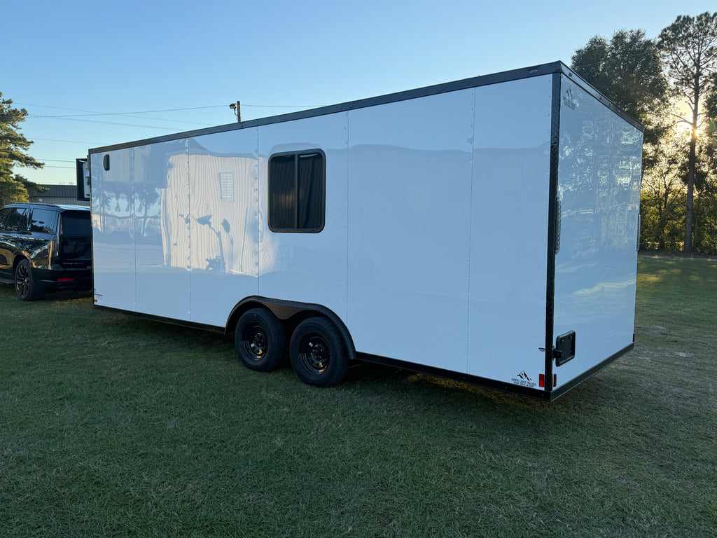 Tráiler de oficina 8.5X22TA blanco