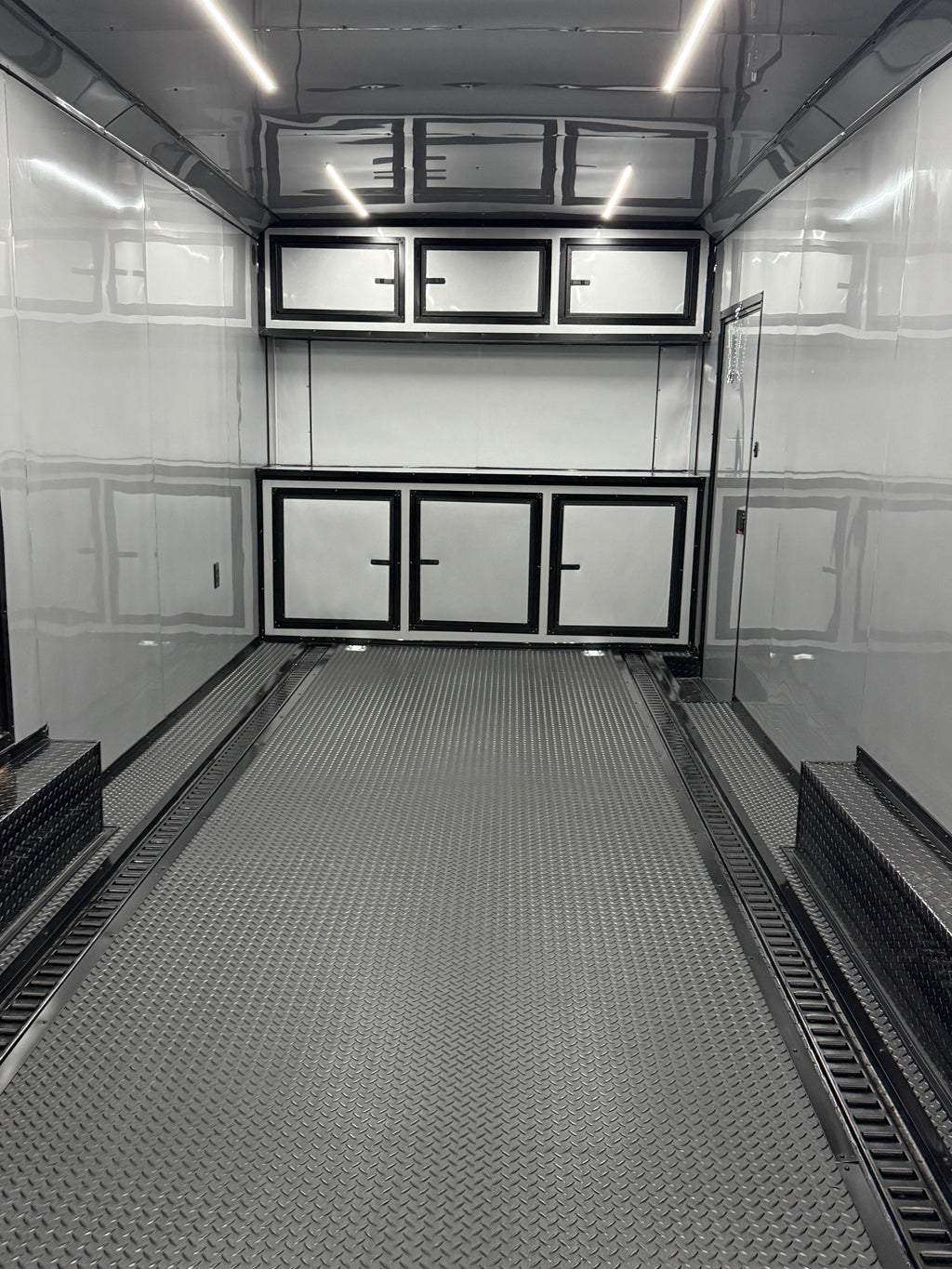 8.5X24TA SilverRace Ready Trailer