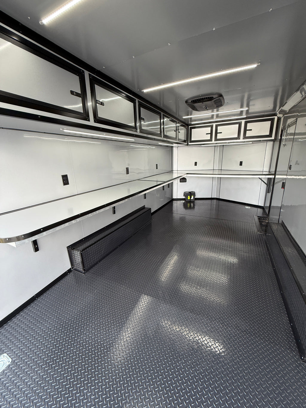 8.5X16TA Red RC Racing Office Trailer