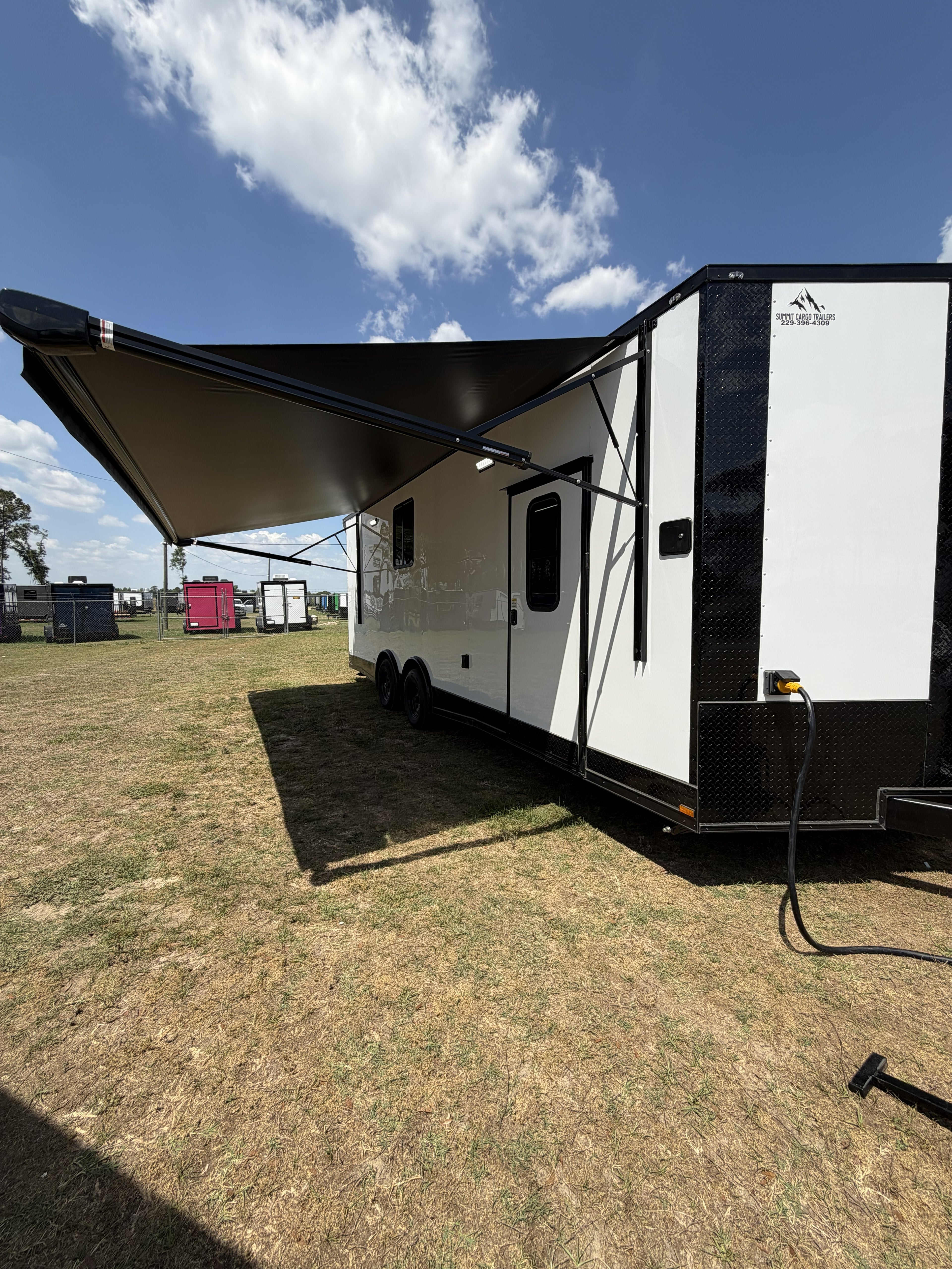 8.5X24TA3 White Race Ready Trailer