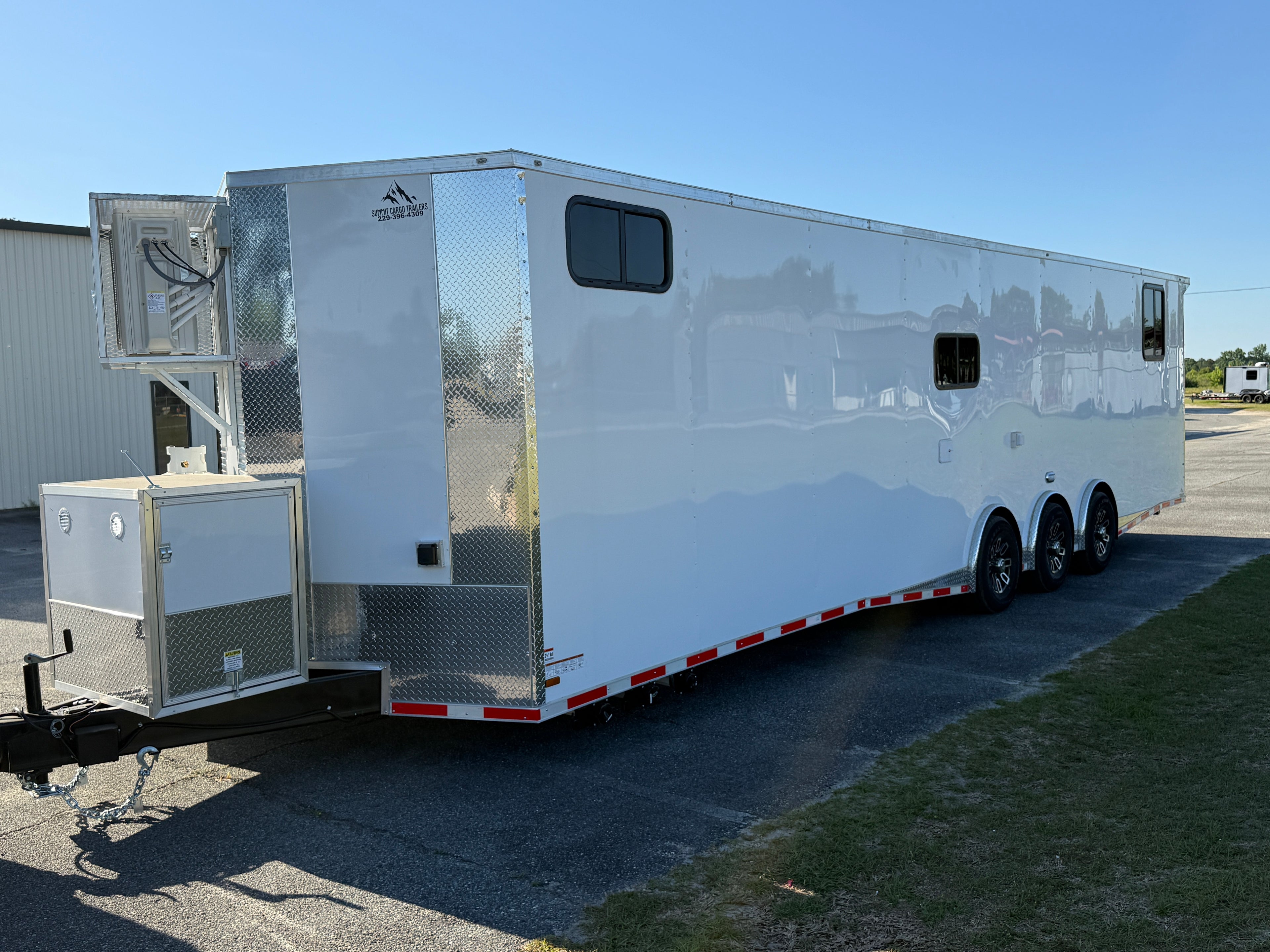 8.5X34TTA White Race Ready Trailer