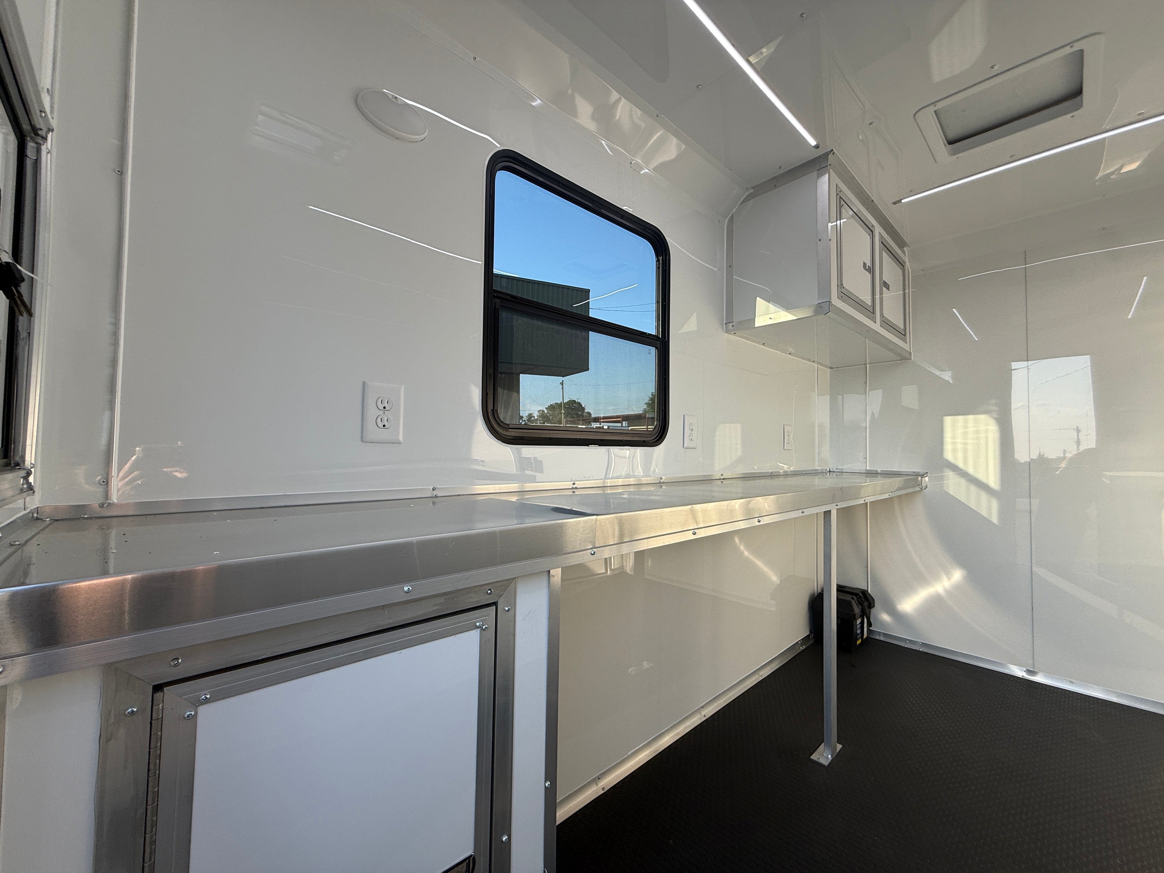 6X10TA White Splicing Trailer BOP