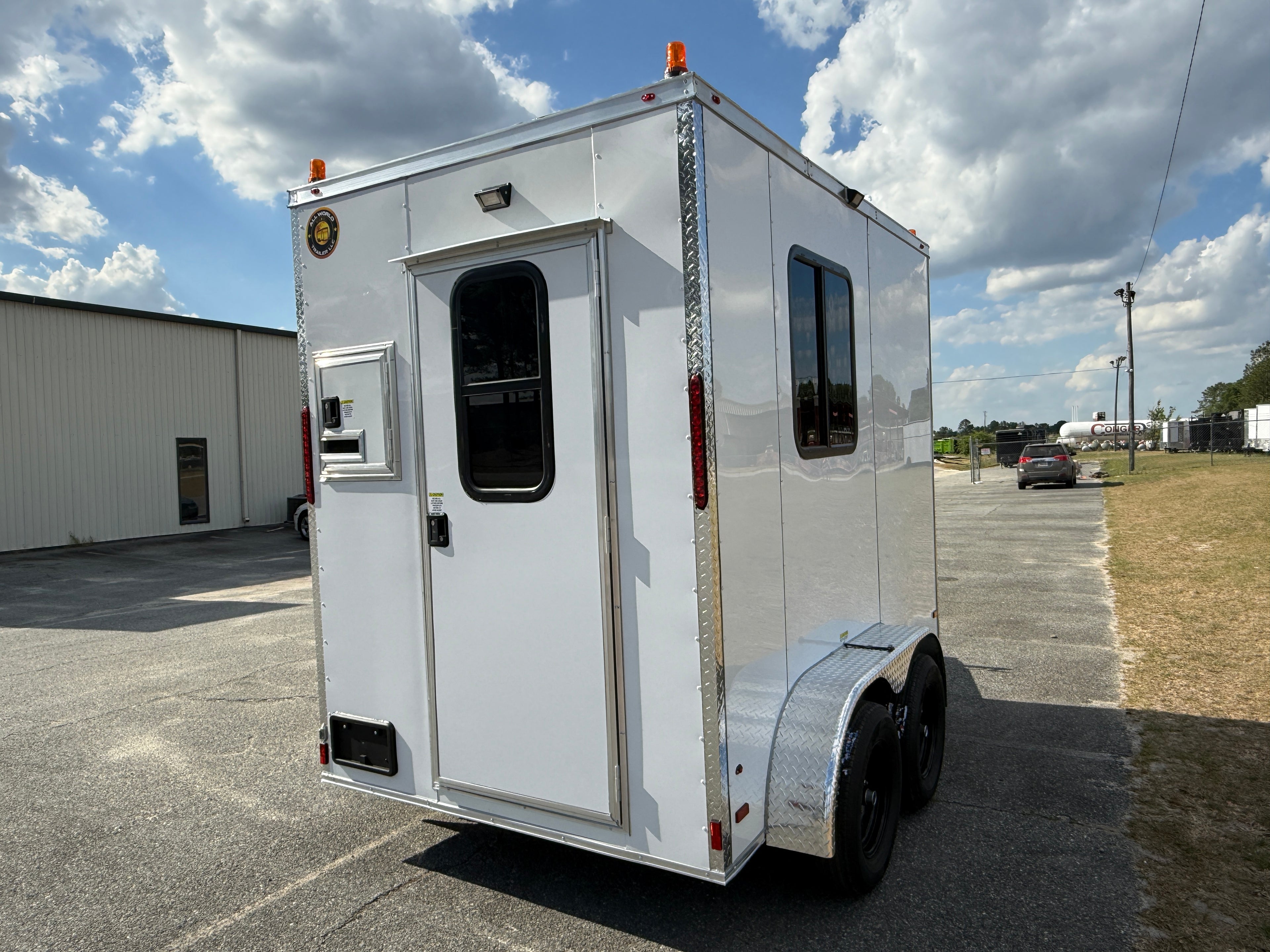 6X10TA White Splicing Trailer