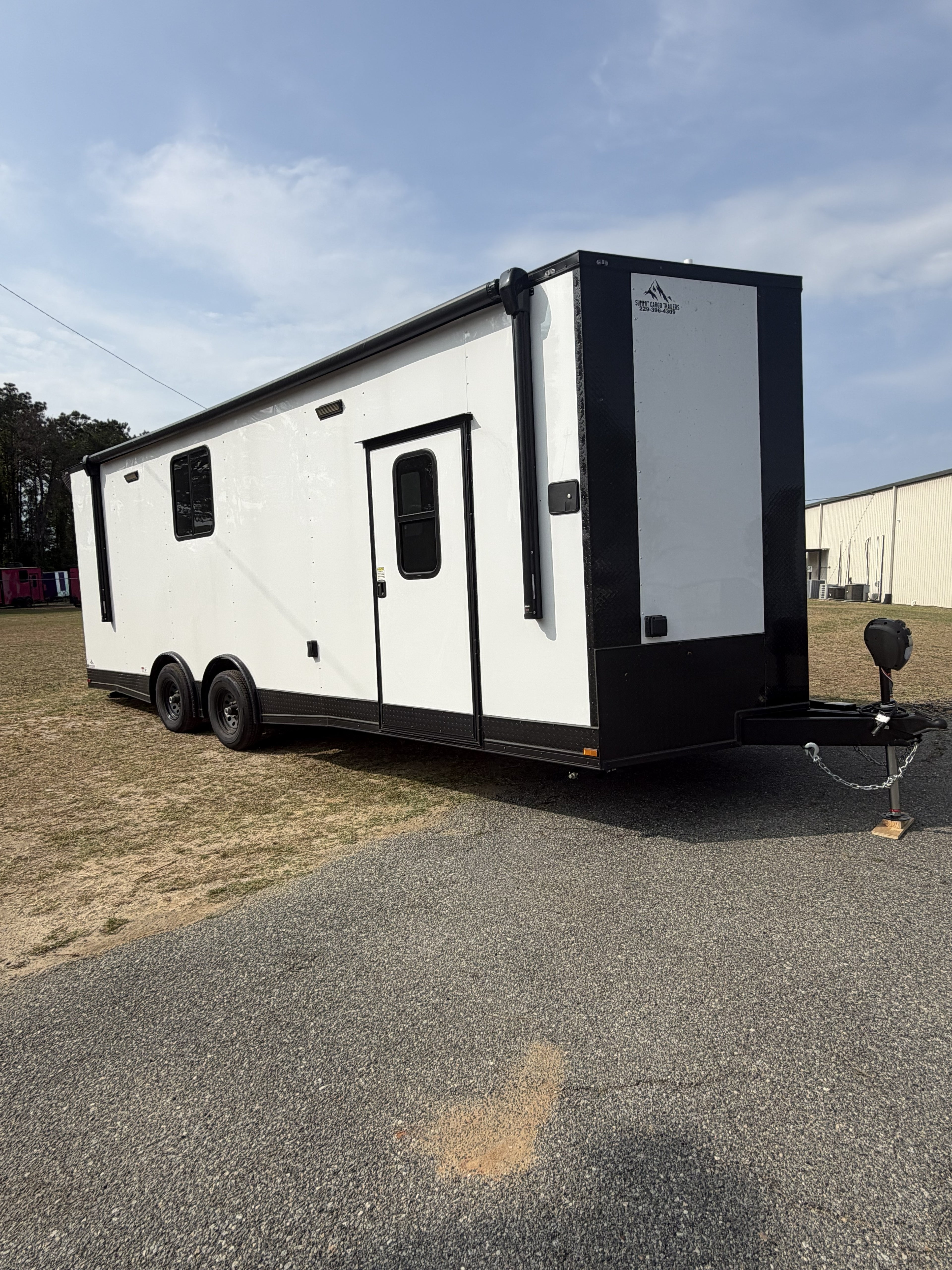 8.5X24TA3 White Race Ready Trailer