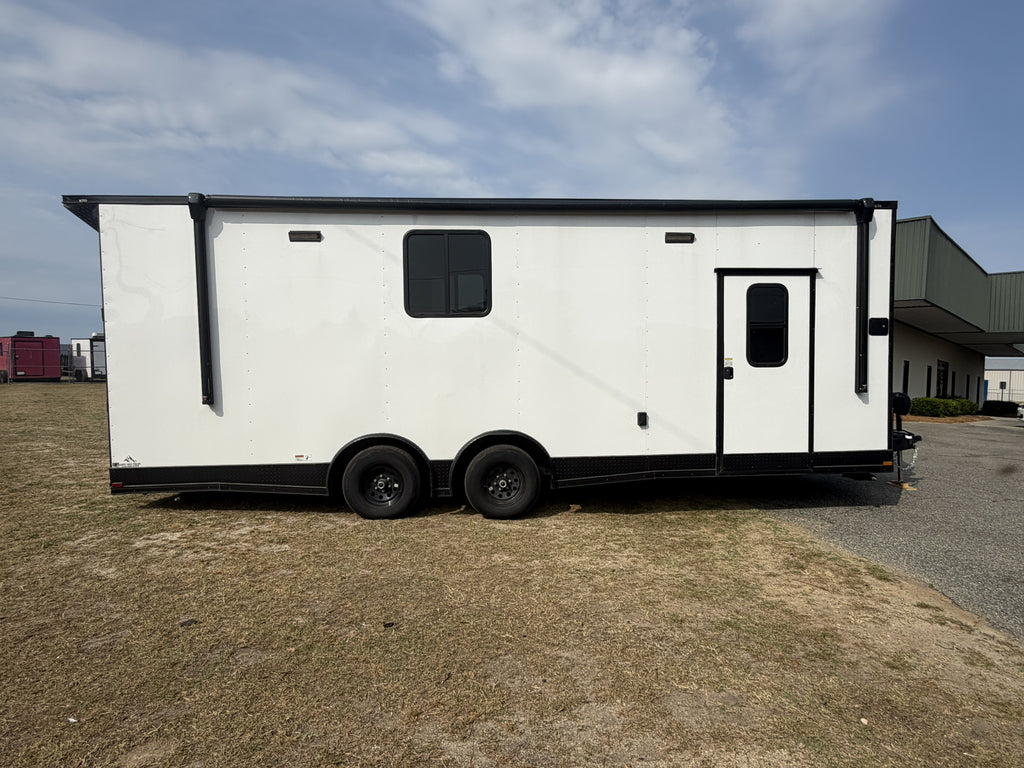 8.5X24TA3 White Race Ready Trailer