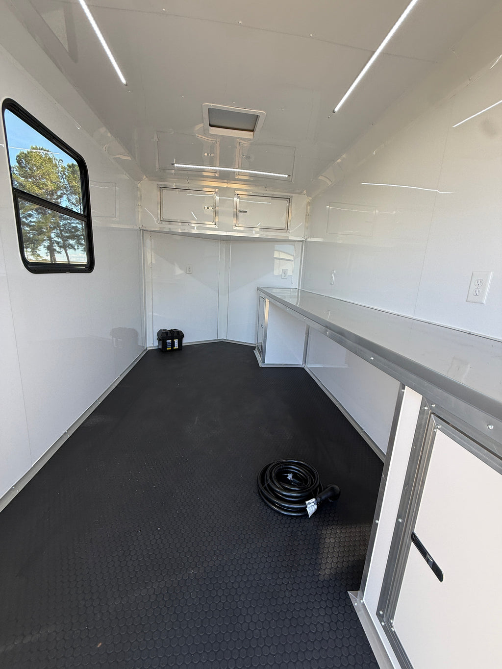 7X12TA White Splicing Trailer