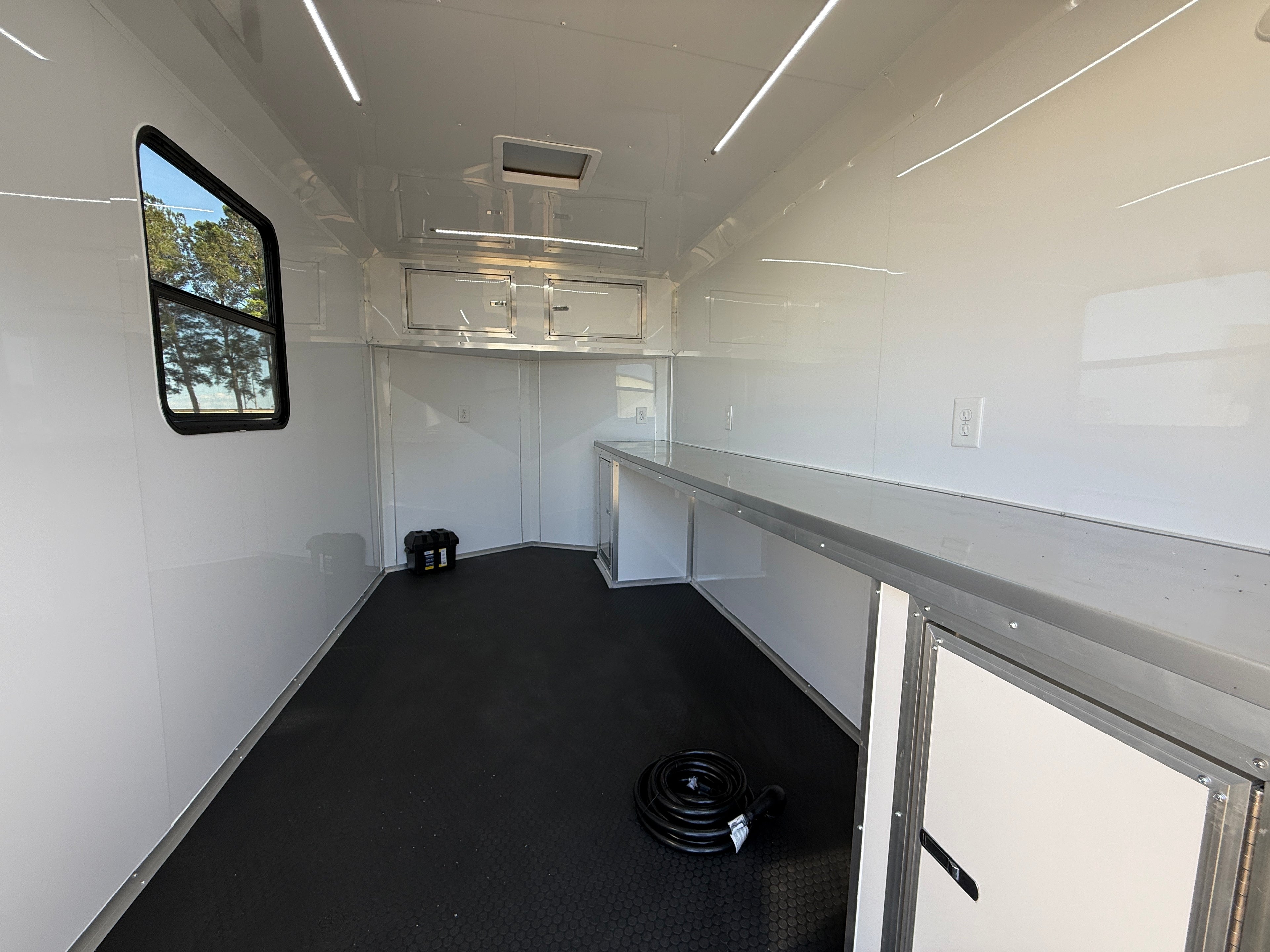 7X12TA White Splicing Trailer