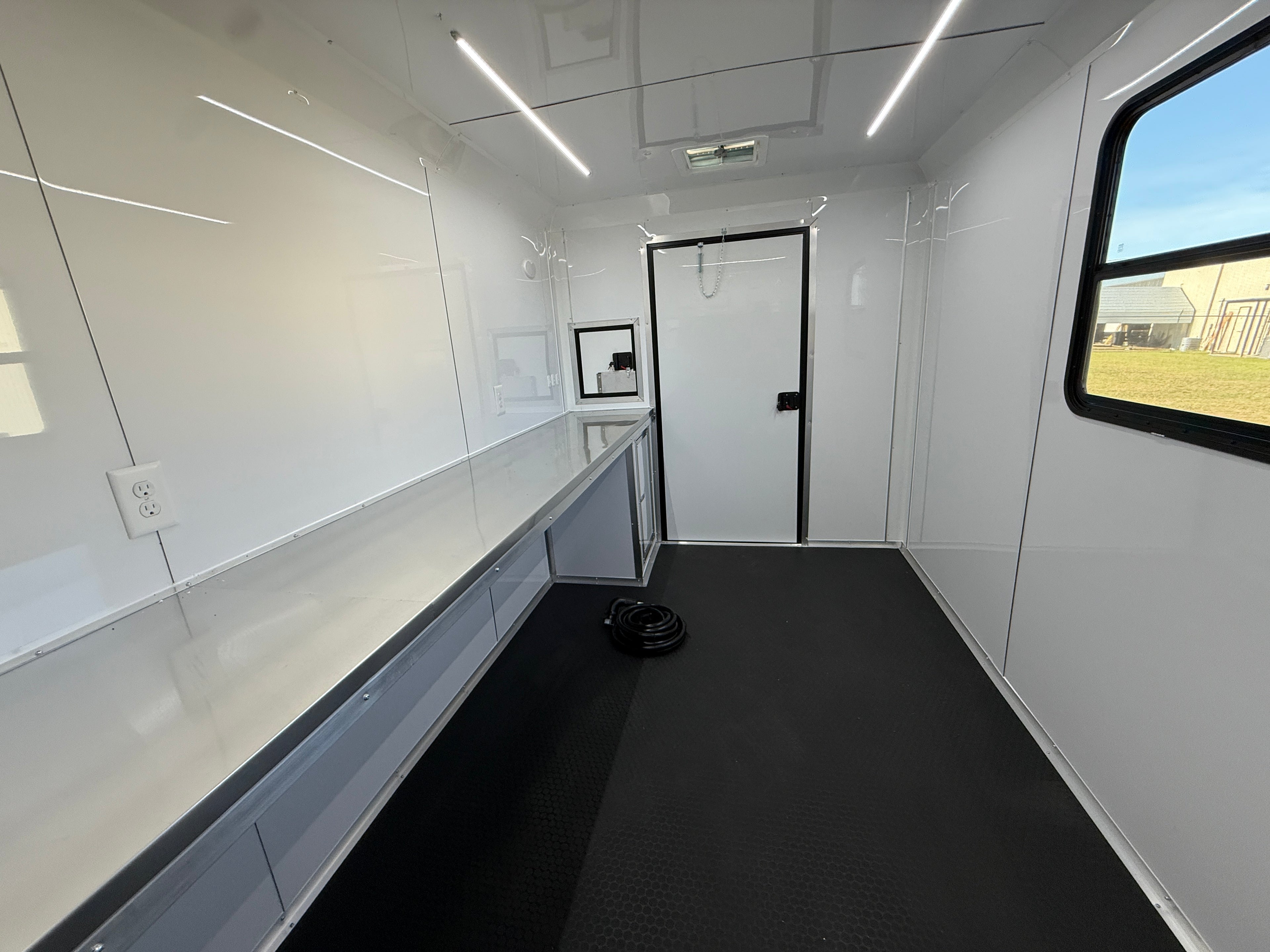 7X12TA White Splicing Trailer