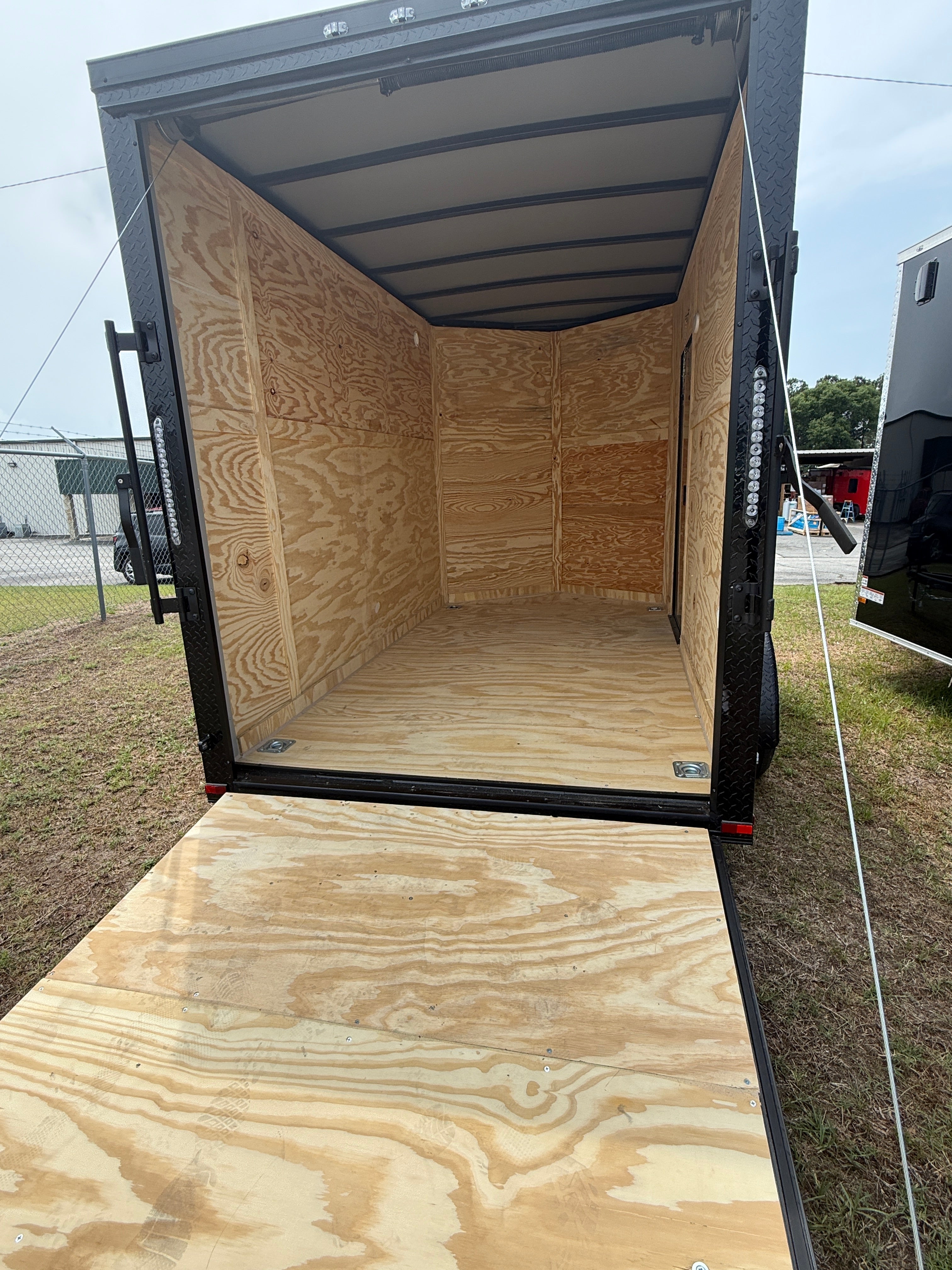 6X10SA White Standard Trailer