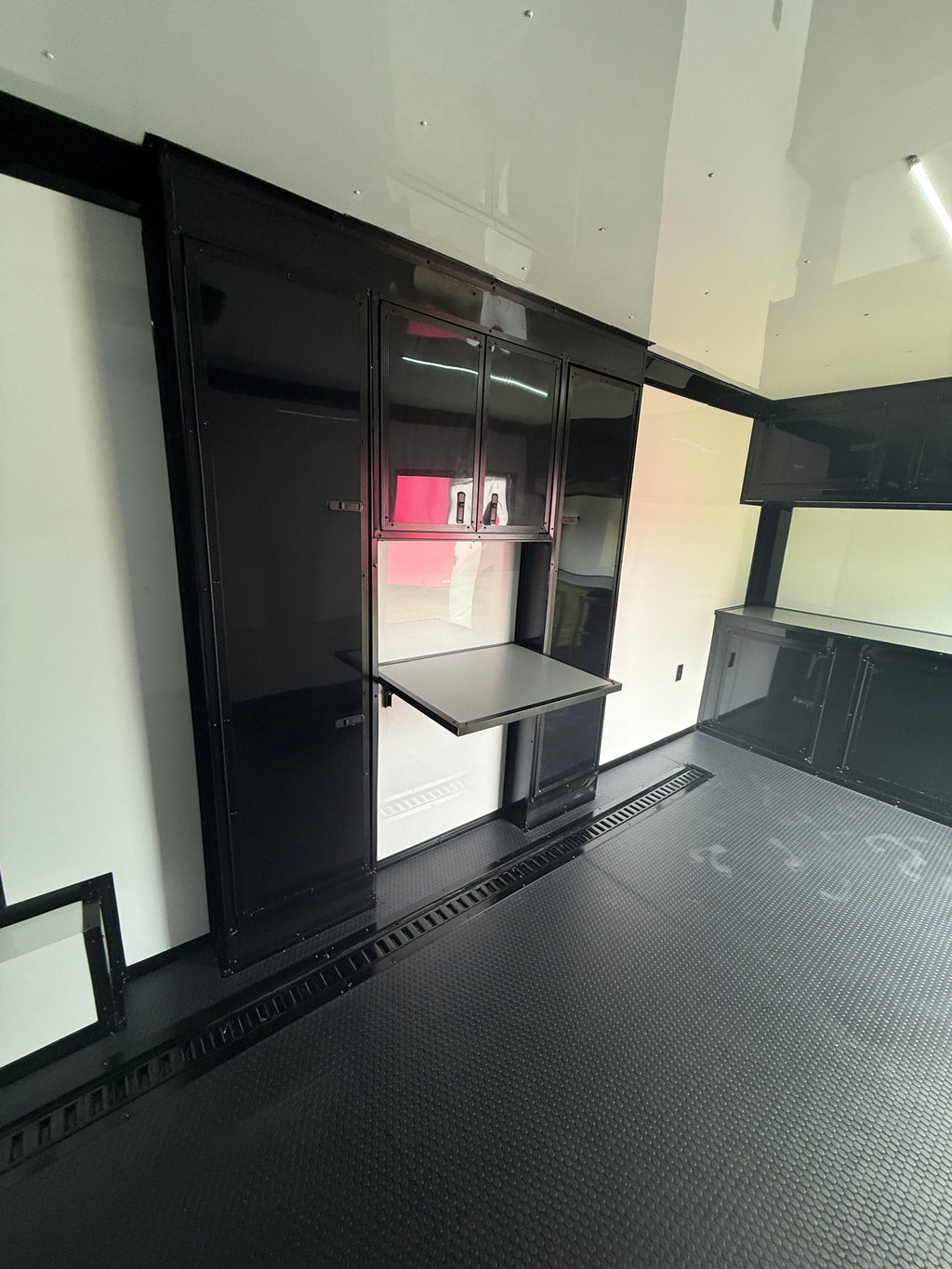 8.5X28TA5 White Race Ready Trailer
