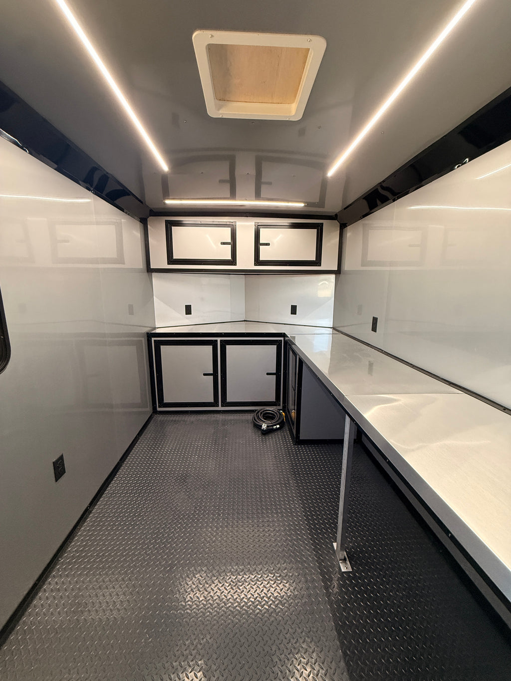 7X12TA Black Splicing Trailer