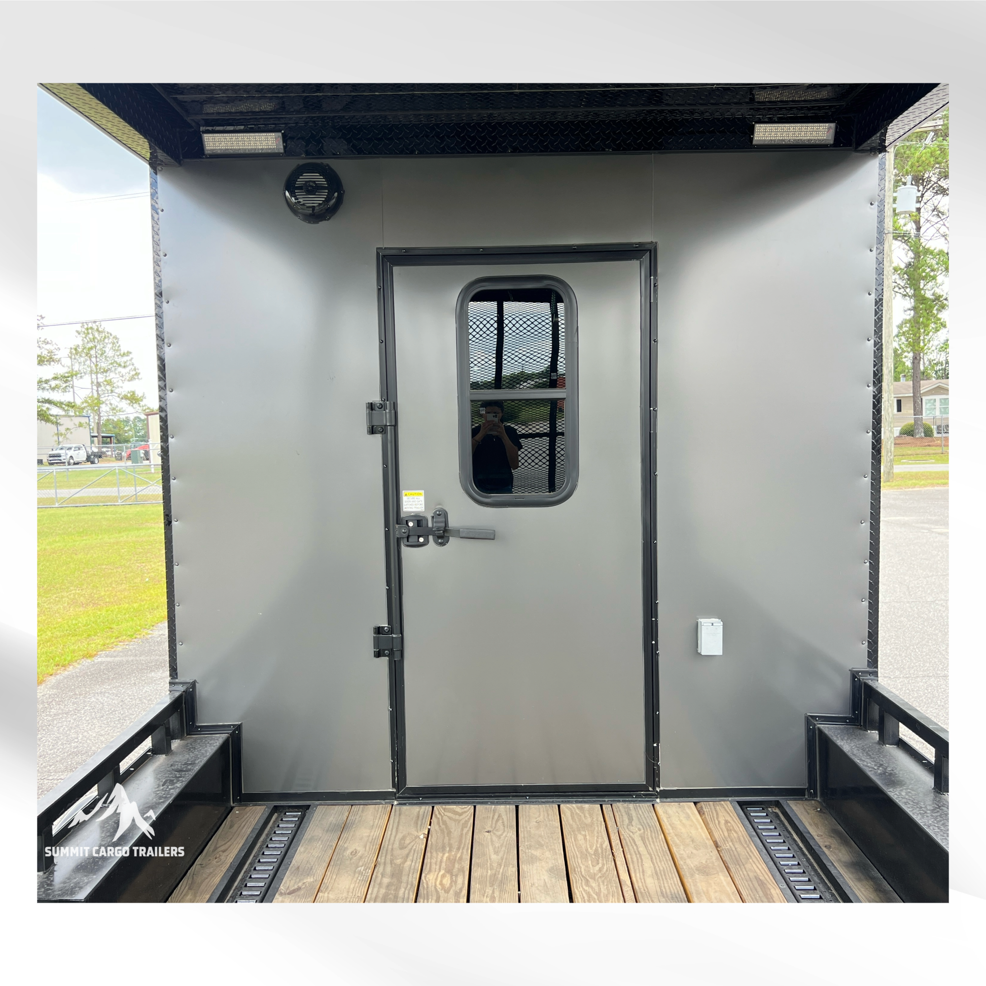 8.5X34TTA3 Charcoal Hybrid Trailer