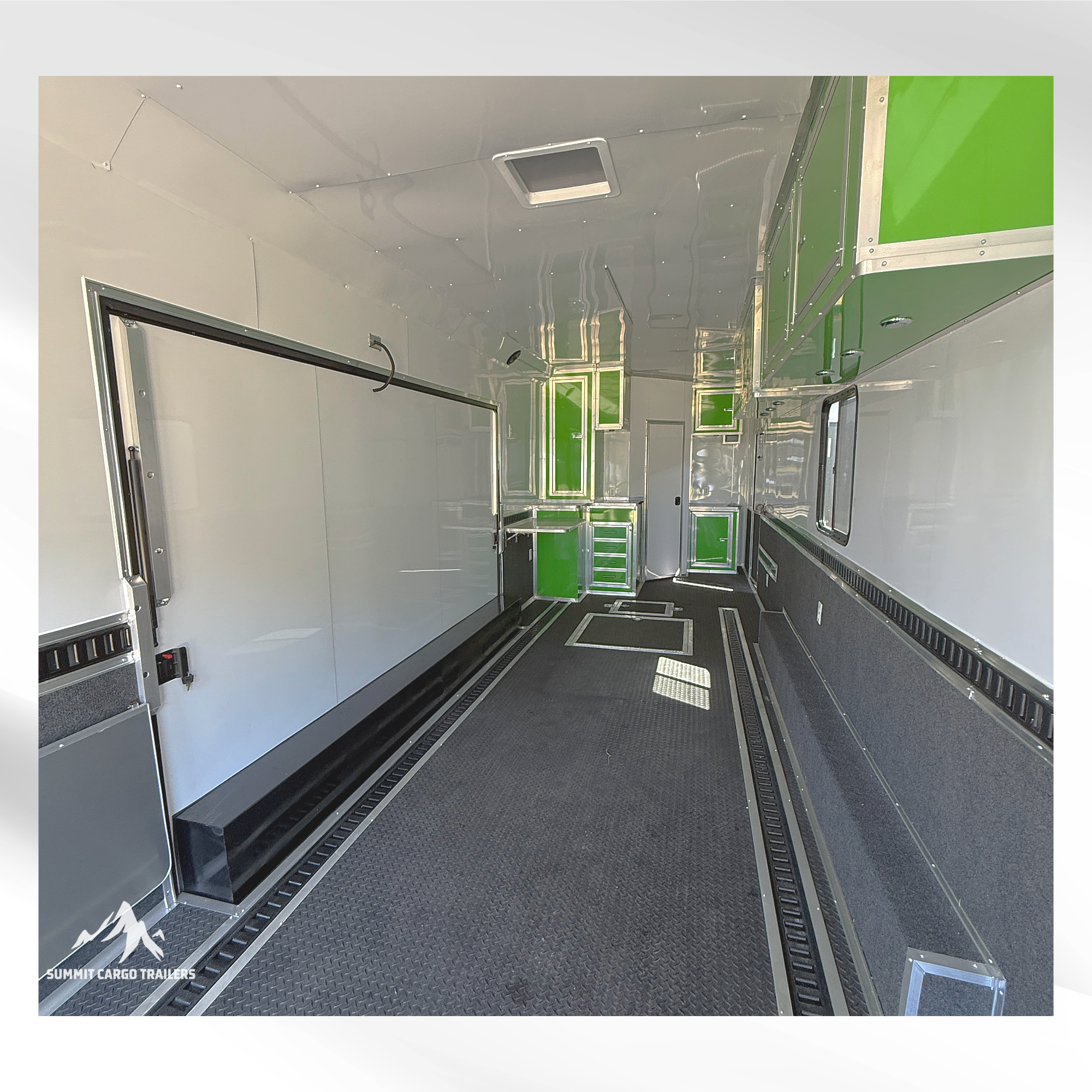 8.5X32TTA White Race Ready Trailer