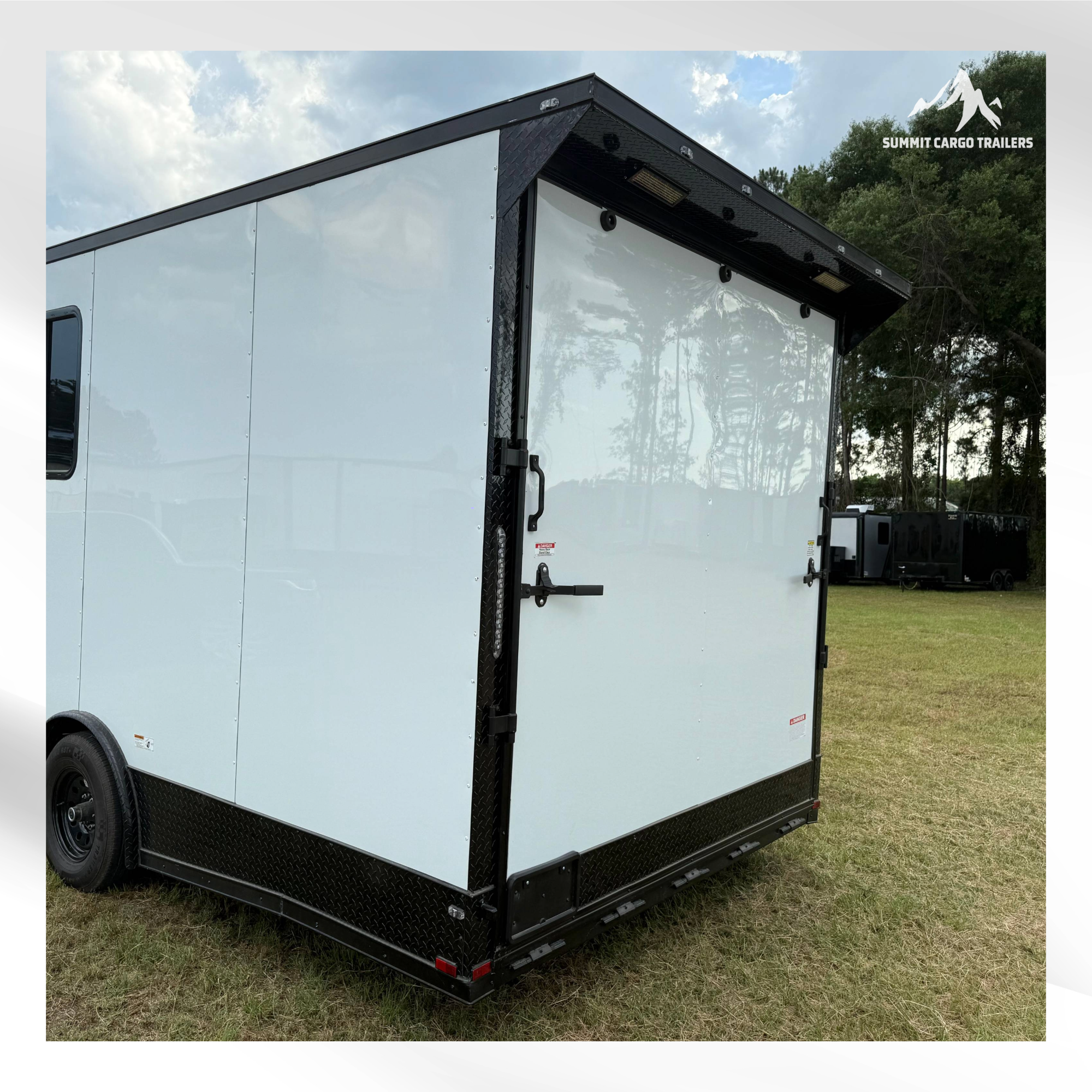 8.5X24TA3 White Race Ready Trailer