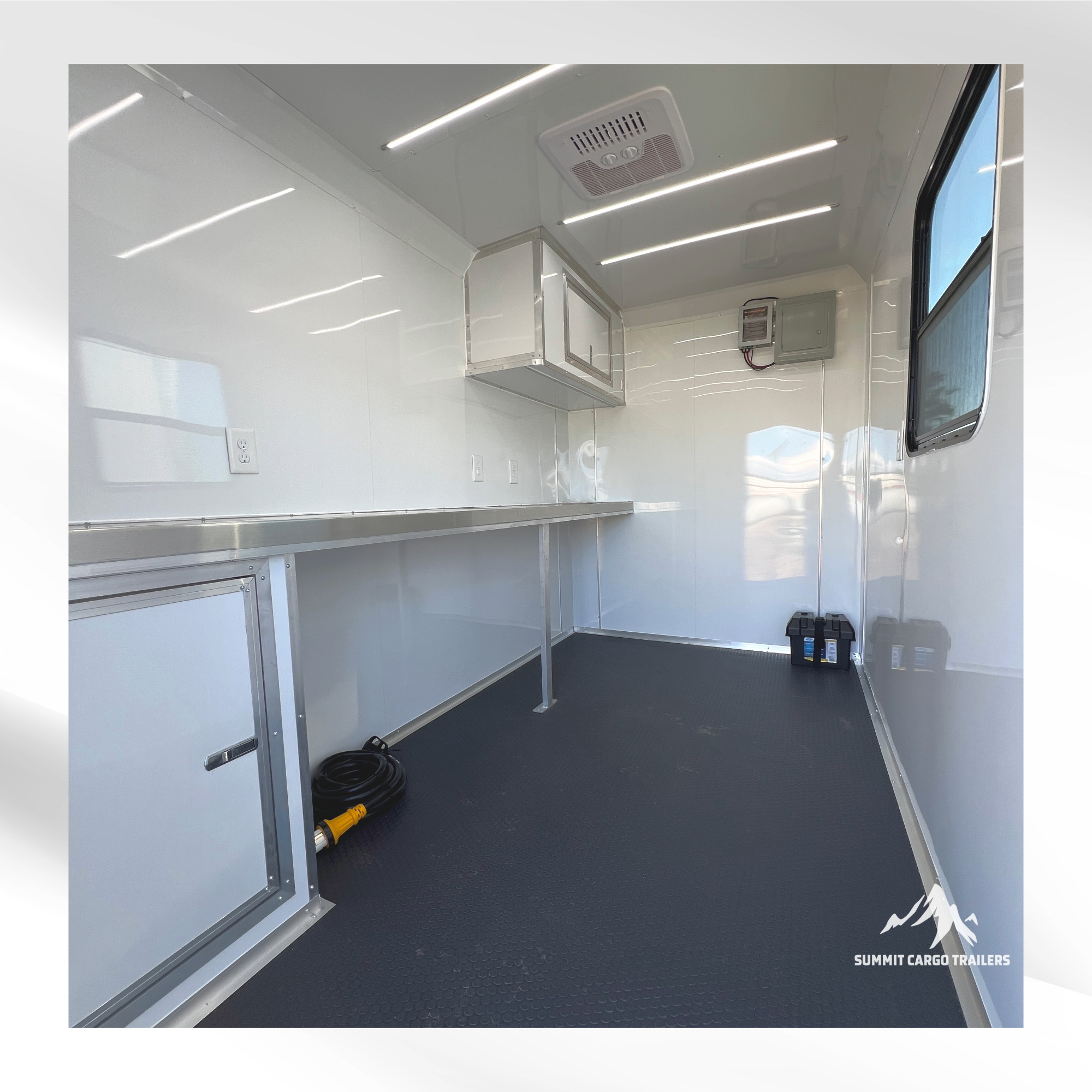 6X10TA White Splicing Trailer