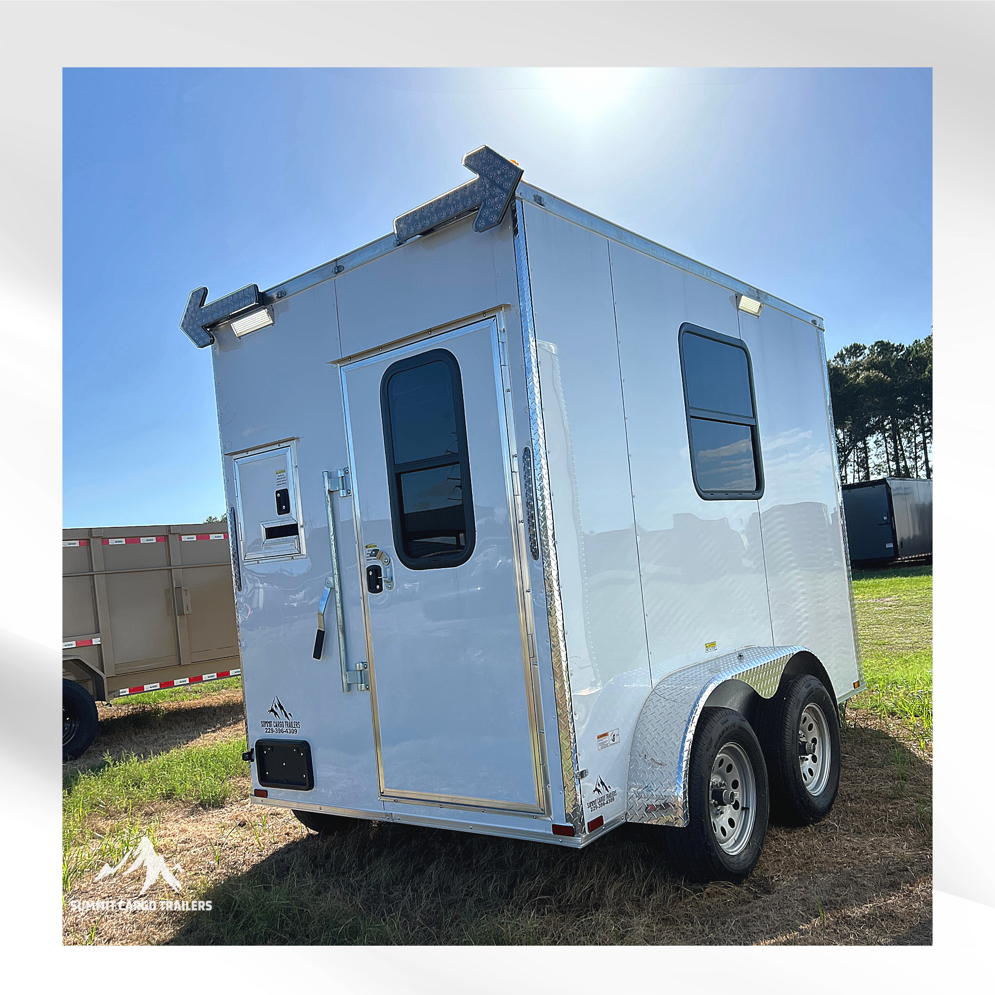 6X10TA White Splicing Trailer