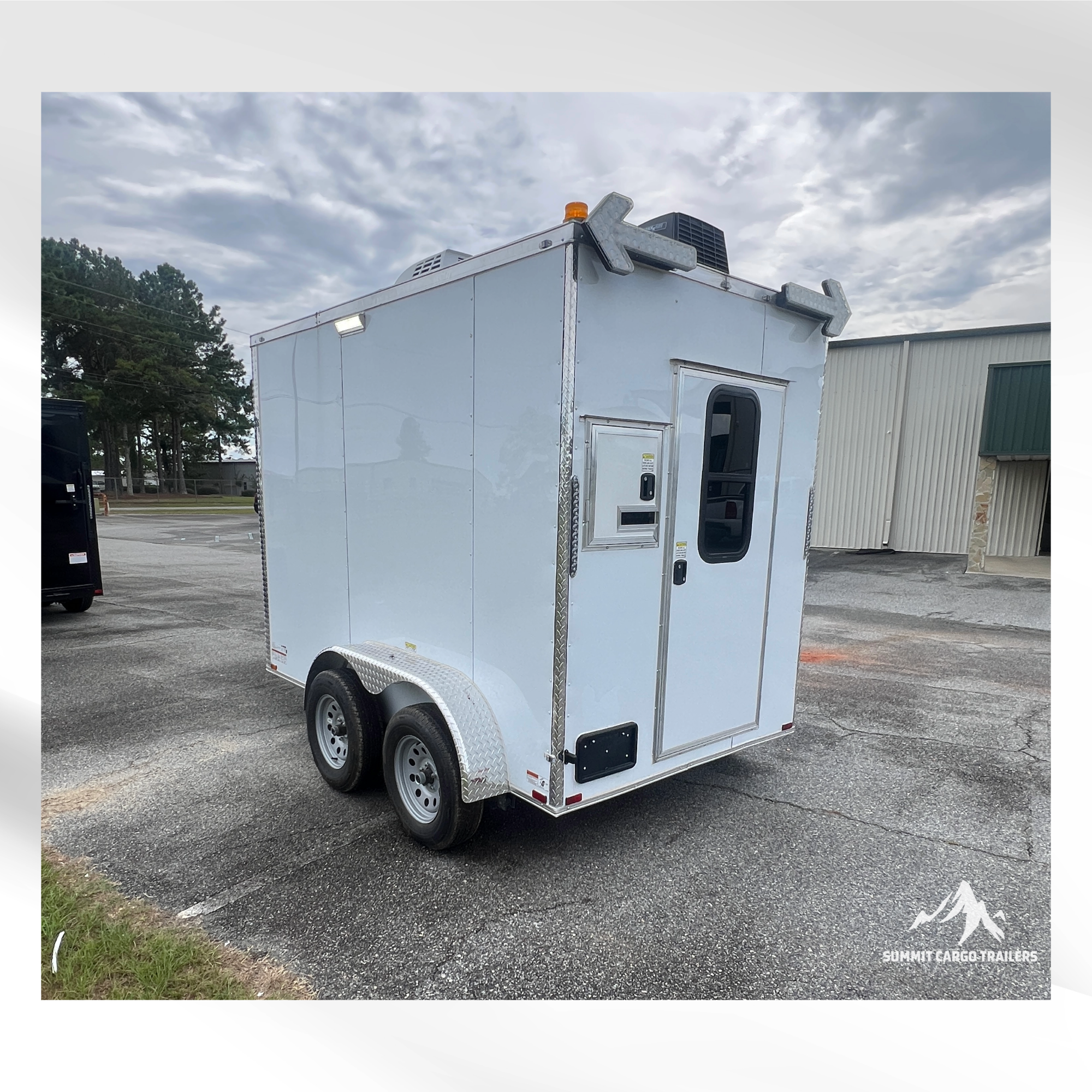 6X10TA White Splicing Trailer