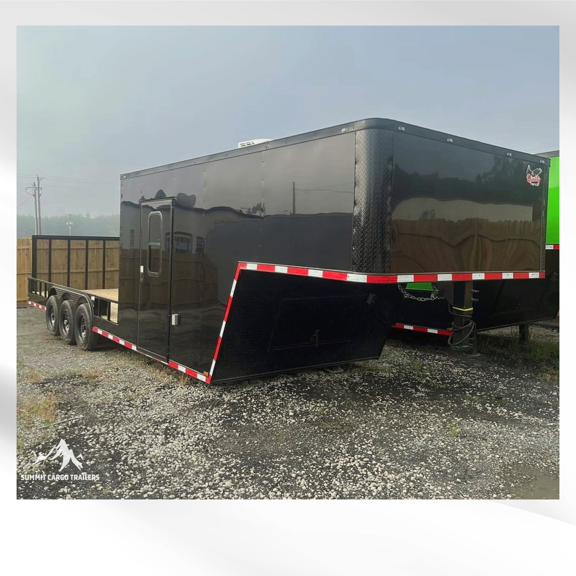 8.5x34TTA Black Hybrid GooseneckTrailer