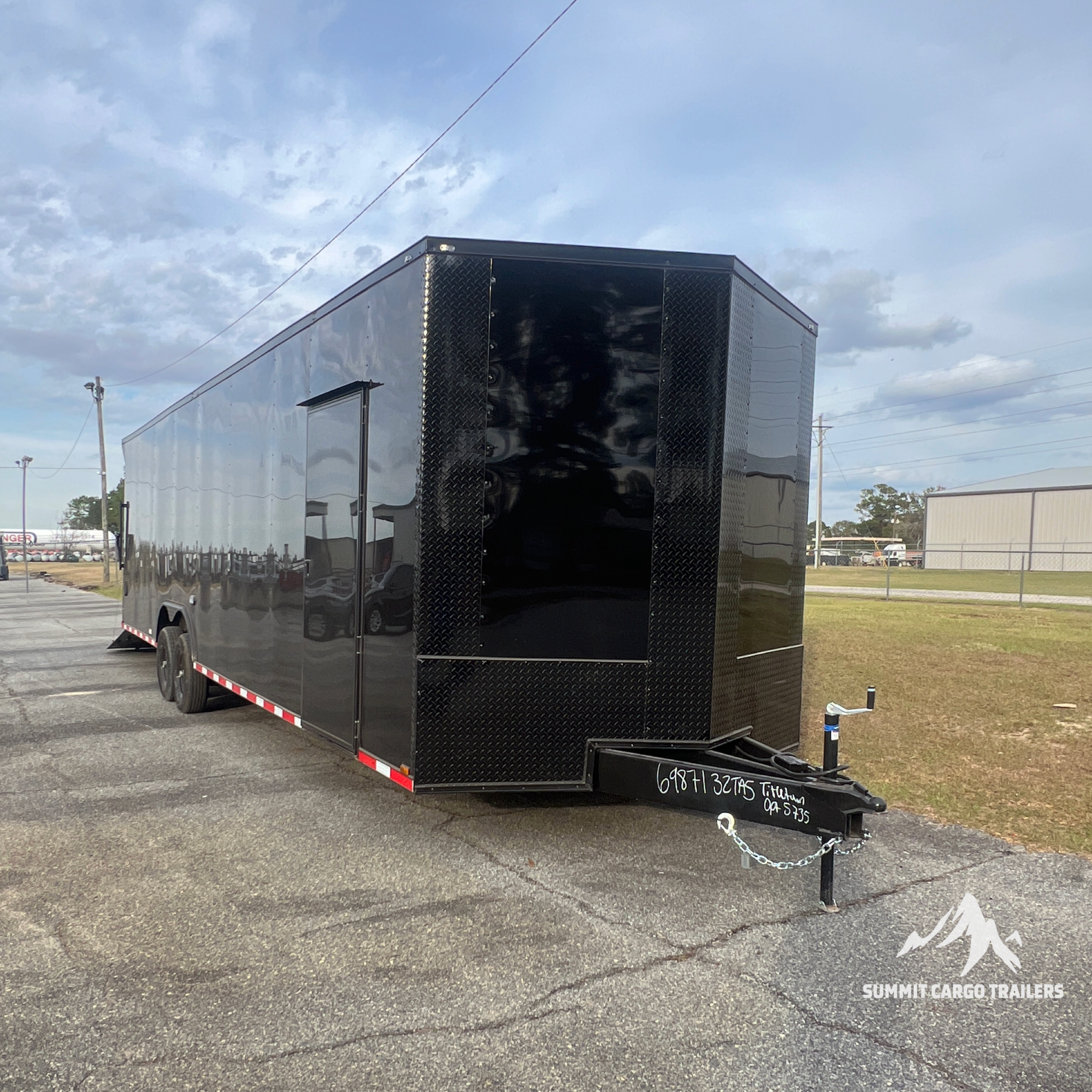 8.5X32TA5 Black Car Hauler Trailer