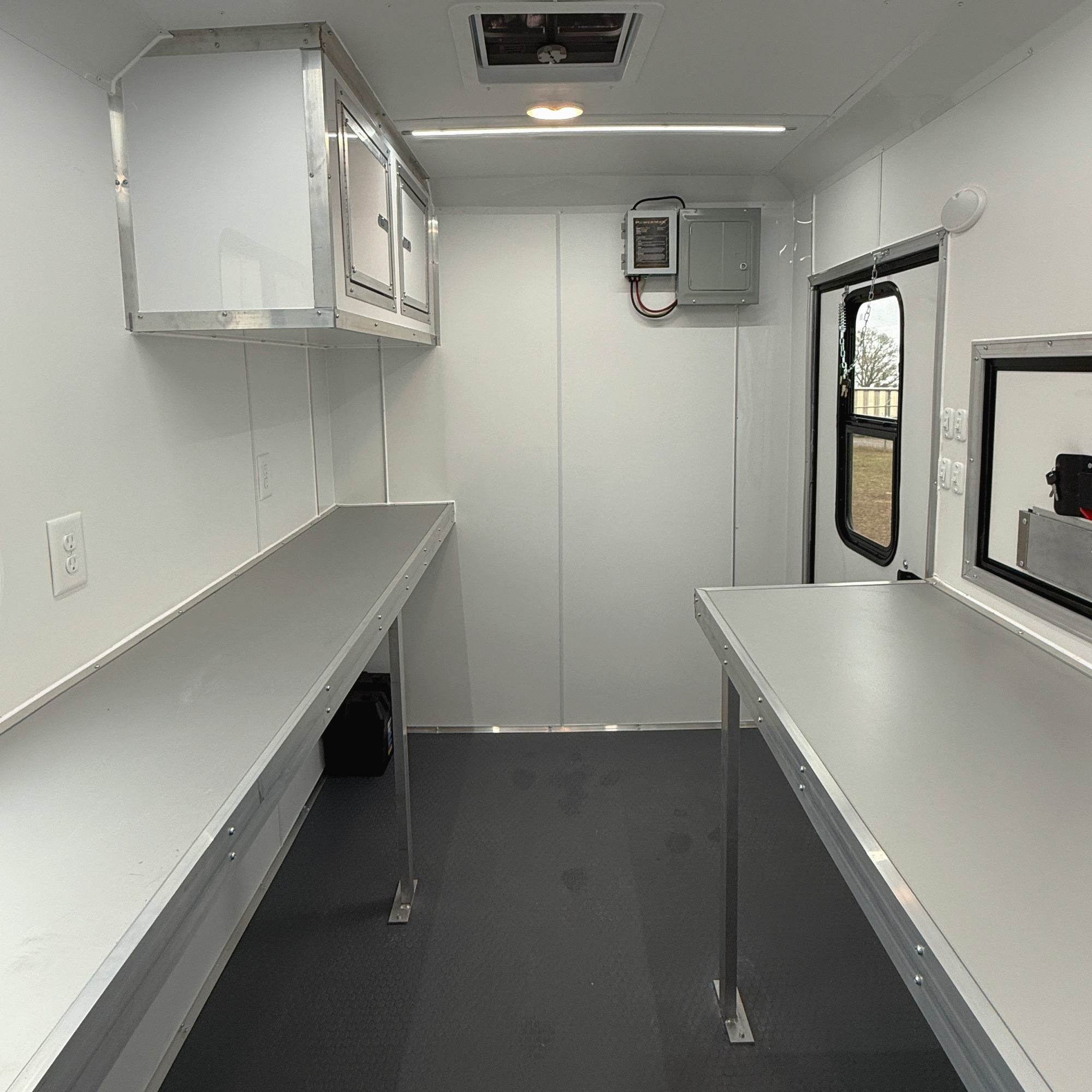 6X10TA White Splicing Trailer
