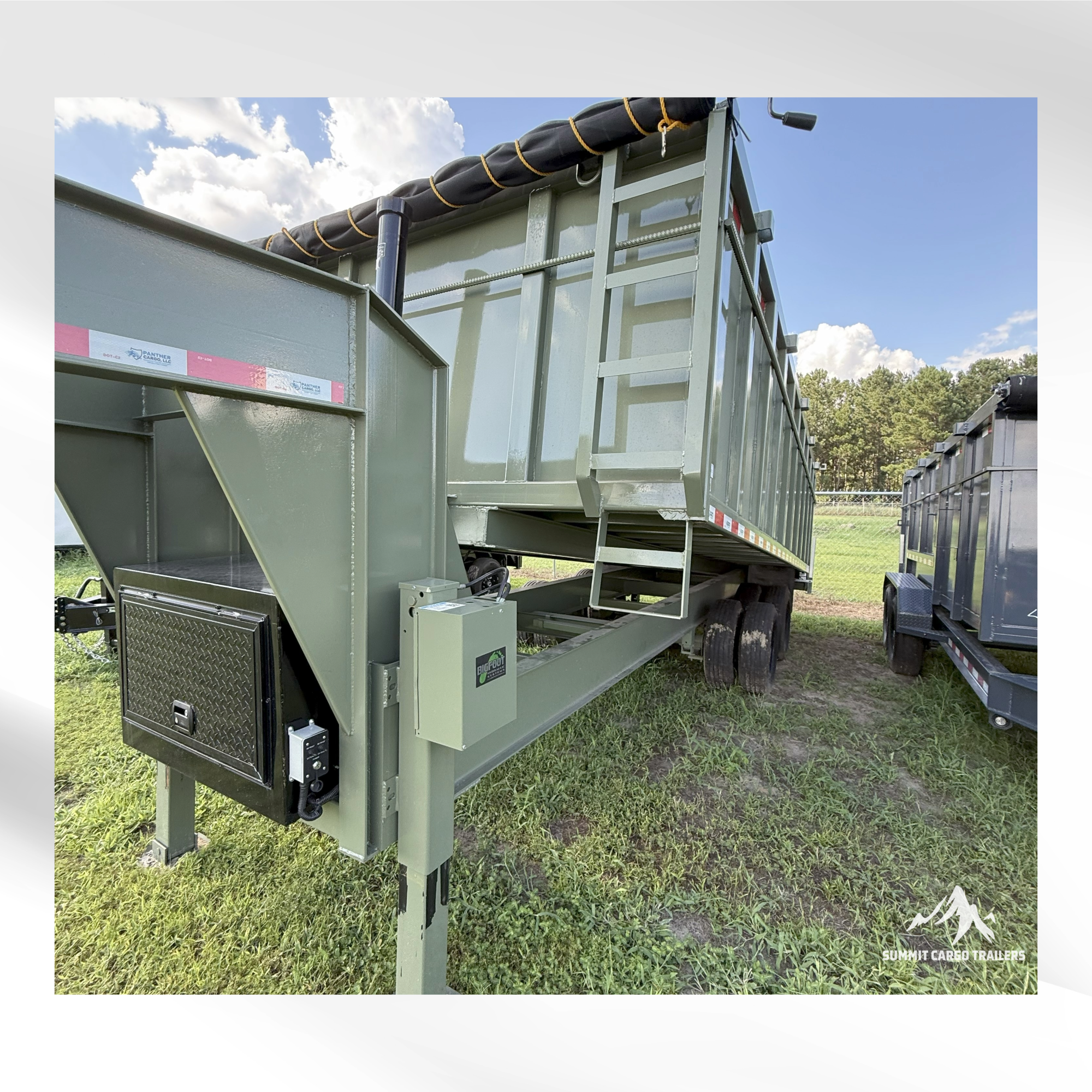8.5X20TA Army Green Dump Trailer
