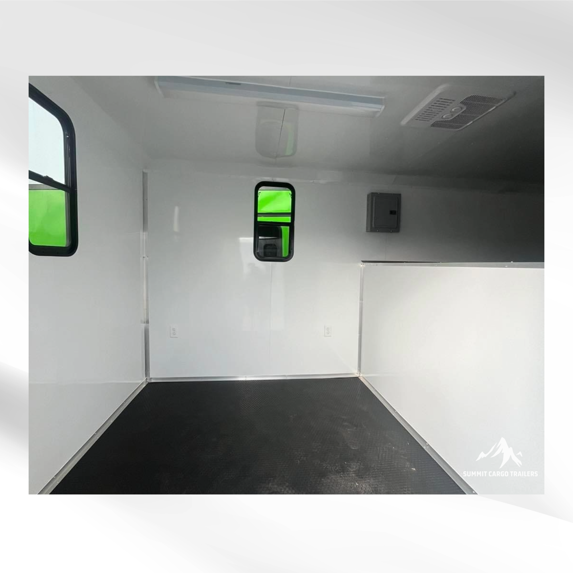 8.5x34TTA Black Hybrid GooseneckTrailer