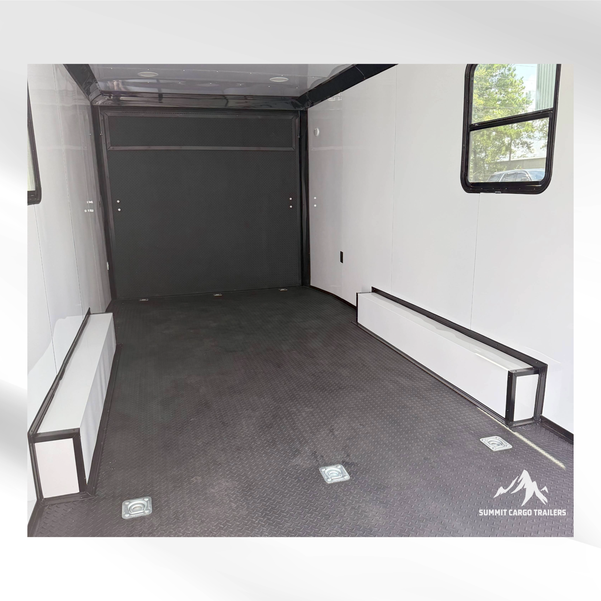 8.5X28TA3 Silver Race Ready Trailer