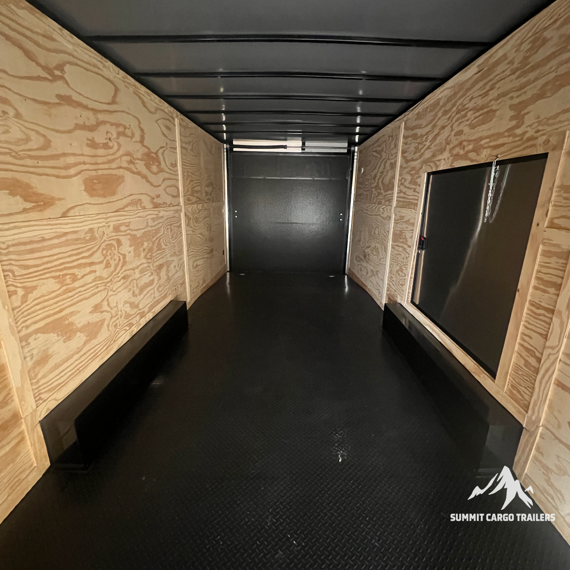 8.5X32TA5 Black Car Hauler Trailer