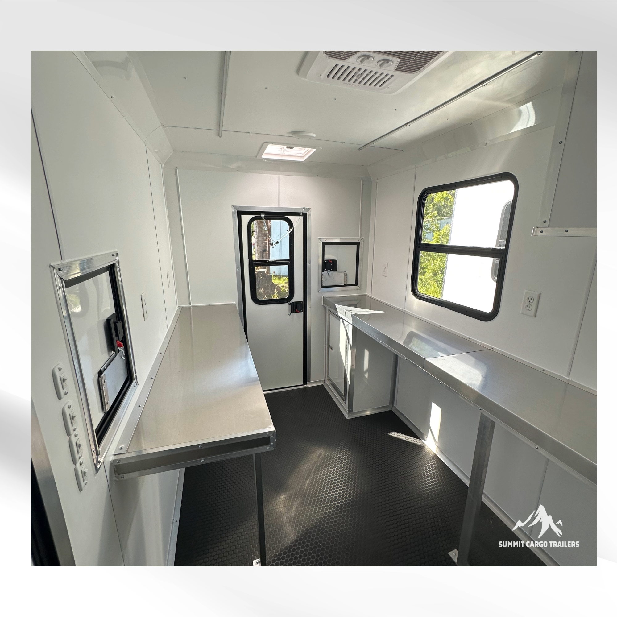 6X10TA White Splicing Trailer