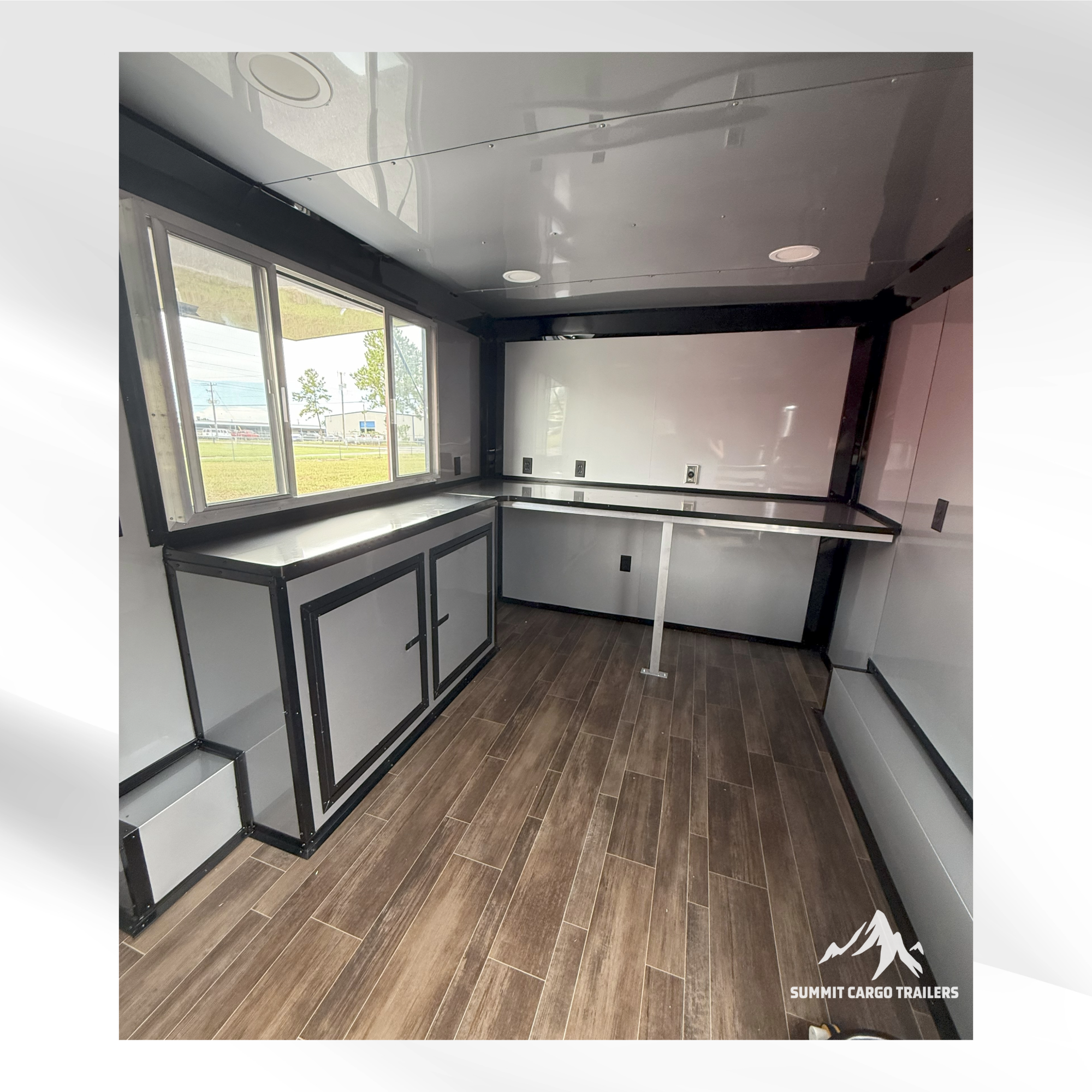 8.5X14TA White Beverage Concession Trailer